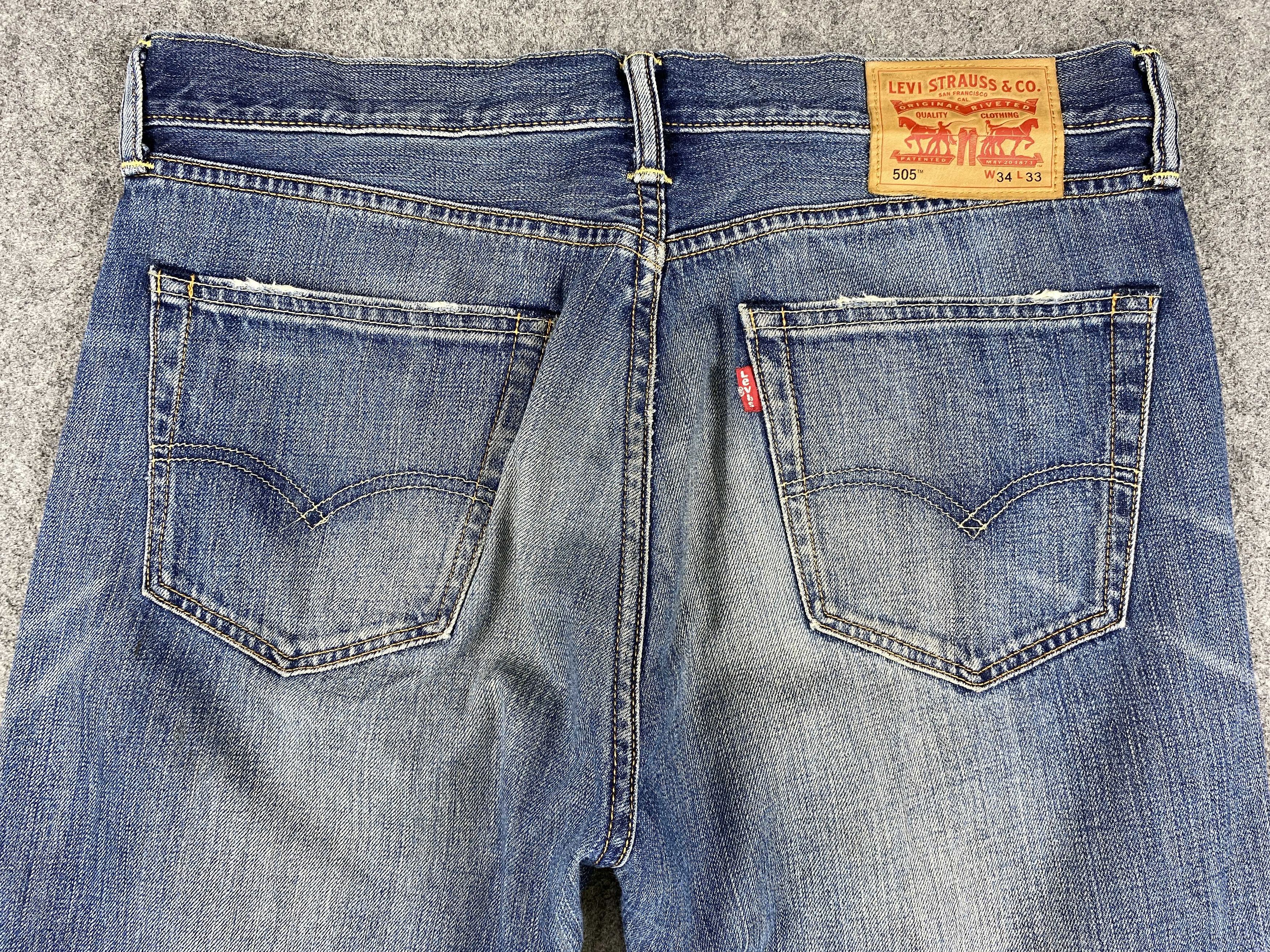 Levi's Blue Distressed Vintage Levi's 505 35x31.5 Denim -JN1268 Size US 35 - 4 Thumbnail