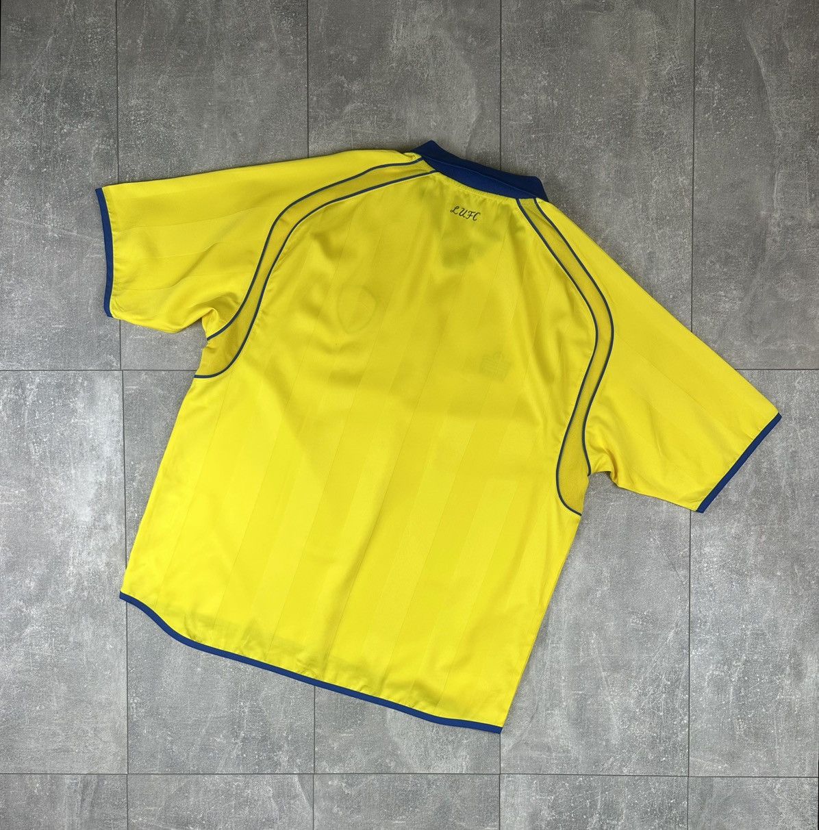 Other Admiral Leeds United 2006/07 Away Soccer Football Jersey Size US XL / EU 56 / 4 - 12 Thumbnail