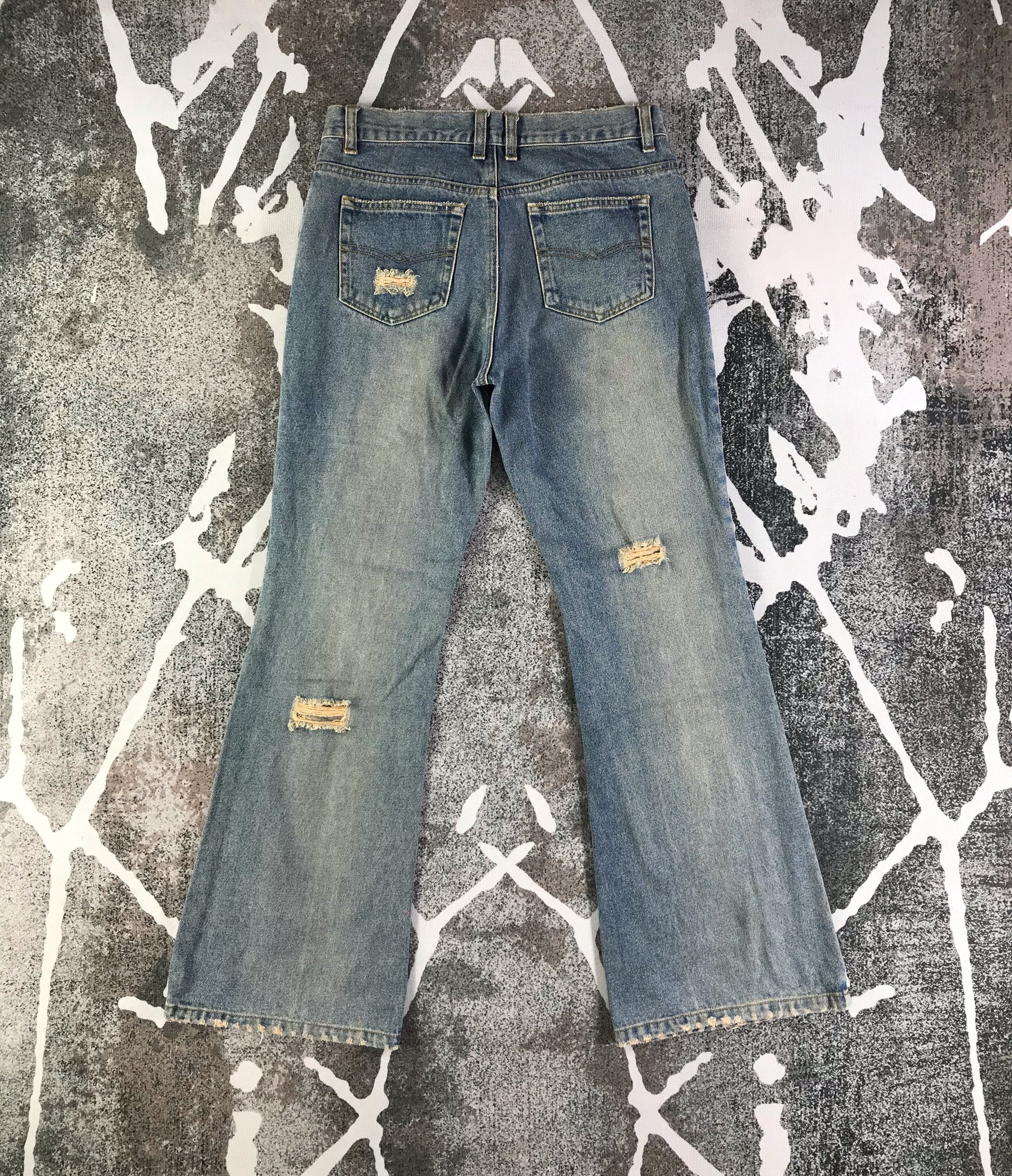 Japanese Brand Vintage Japanese Brand Flared Jeans Ripped Denim Size US 30 / EU 46 - 2 Thumbnail