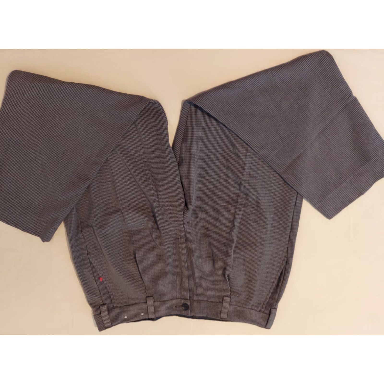 Abercrombie & Fitch VINTAGE Abercrombie & Fitch Mens Dress Pants 36x30 Gray Slack Khaki Trouser 36 Mens Regular Gray Dress Pants 90s? Size US 36 / EU 52 - 2 Thumbnail