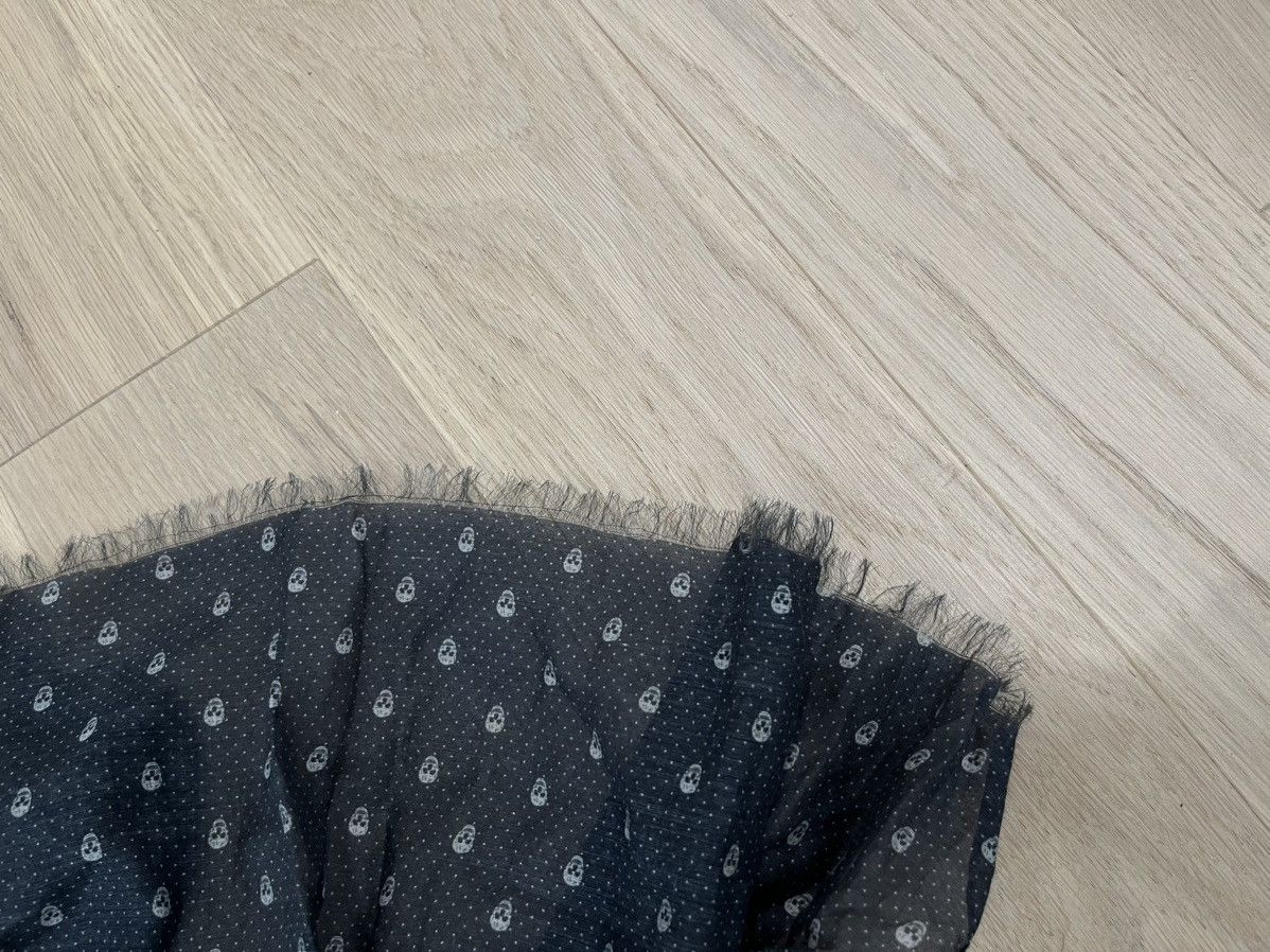 John Varvatos Mini Skulls Jacquard Scarf. Size ONE SIZE - 9 Thumbnail