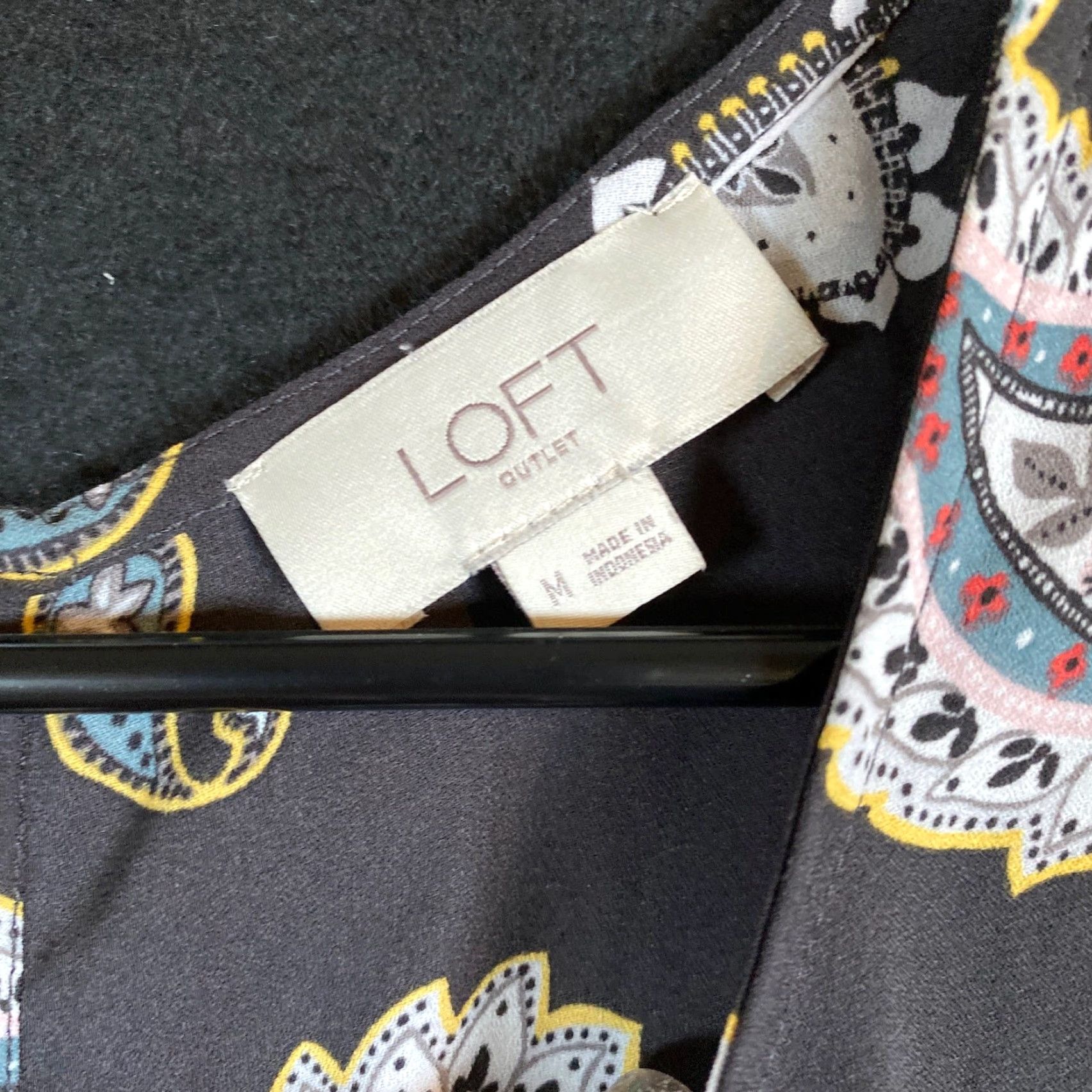 Loft VINTAGE LOFT Outlet Womens Blouse Black Multi Paisley Crew Neck Tank Bow Back Medium Size M / US 6-8 / IT 42-44 - 4 Thumbnail