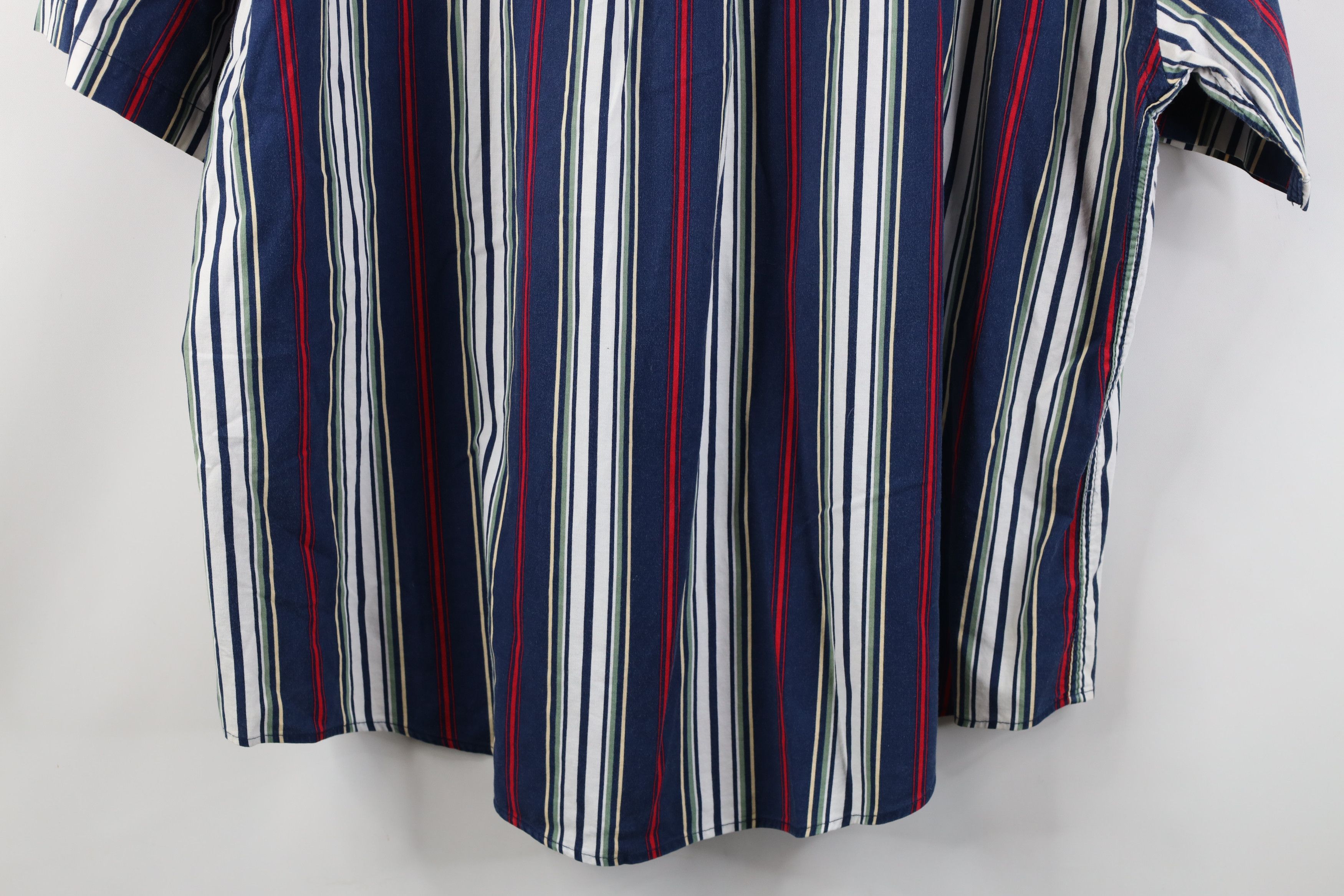 Vintage Vintage 90s Streetwear Short Sleeve Button Down Shirt Size US XXL / EU 58 / 5 - 14 Thumbnail