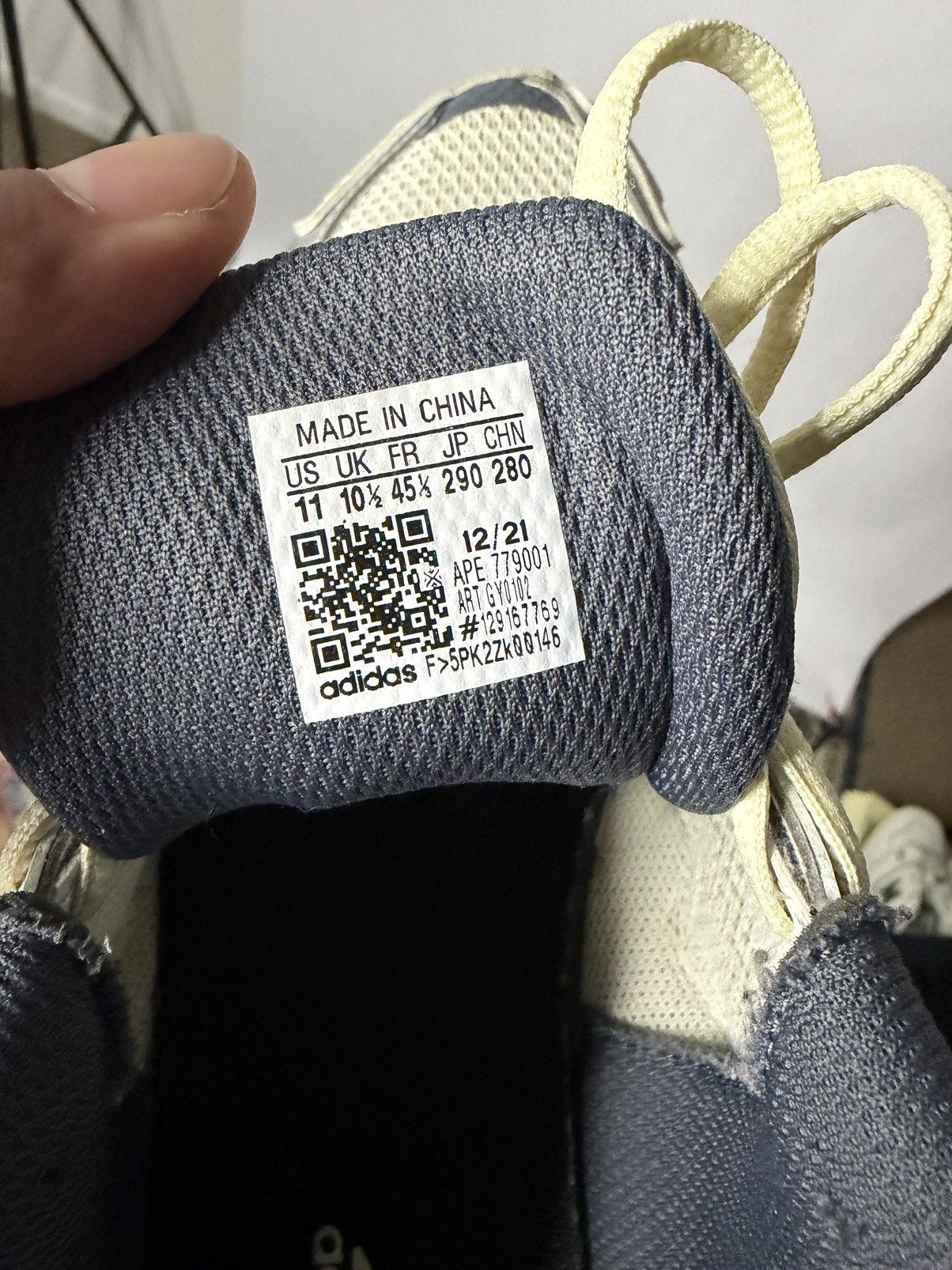 Adidas Adidas x Bad Bunny Response CL Size US 11 / EU 44 - 6 Thumbnail