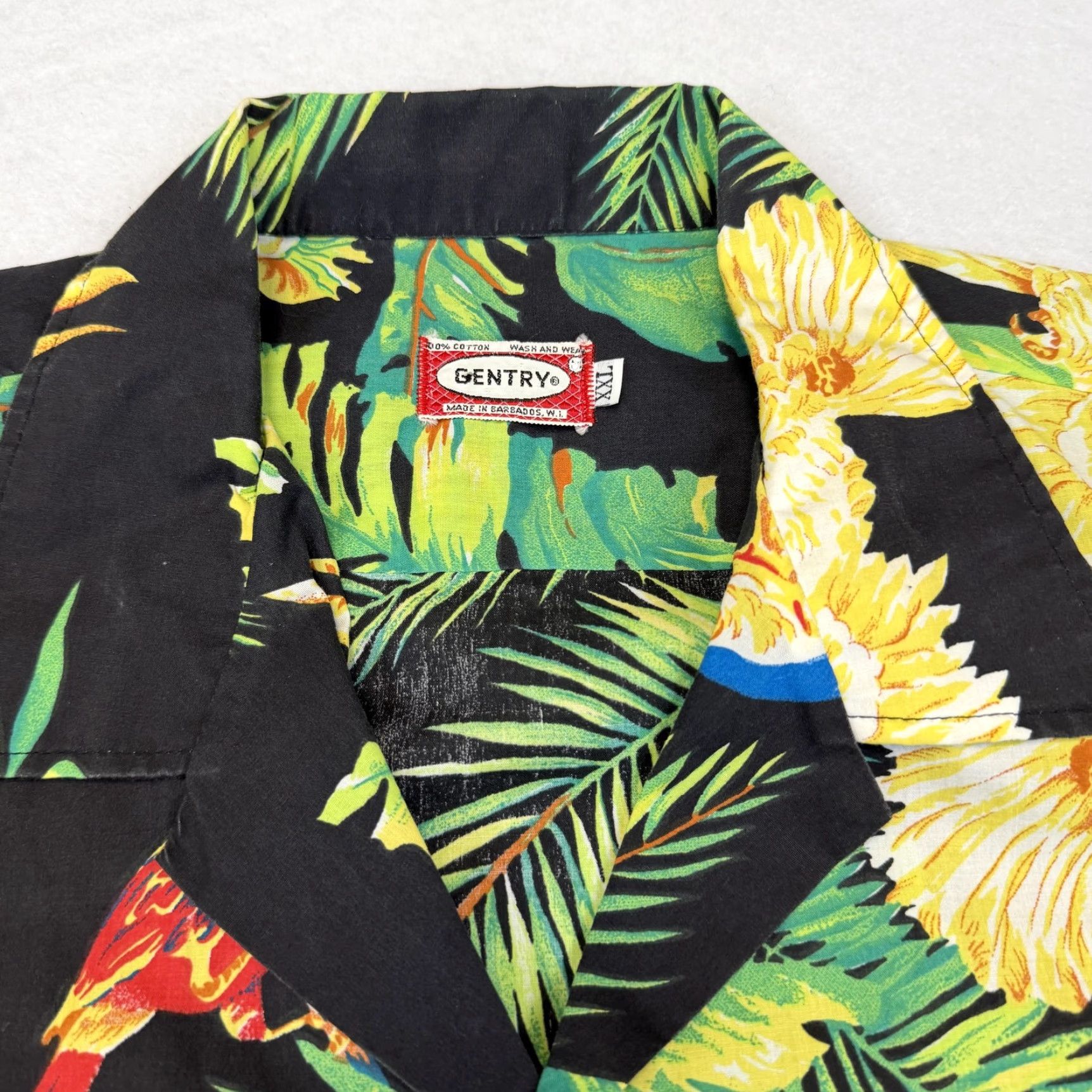 Vintage Gentry Shirt Mens 2XL Black Tropical Parrot Hawaiian Short Sleeve Button Up Size US XXL / EU 58 / 5 - 3 Thumbnail