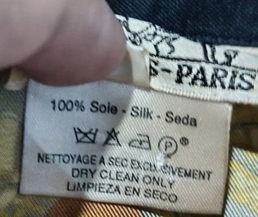 Hermes Hermes Paris Baroque Brandebourgs 1970s silk made in France Size US M / EU 48-50 / 2 - 13 Thumbnail