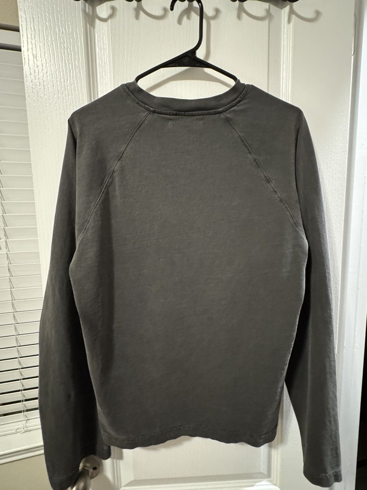 Other DISCONTD Charcoal L/S Raglan Tee Size US S / EU 44-46 / 1 - 2 Thumbnail