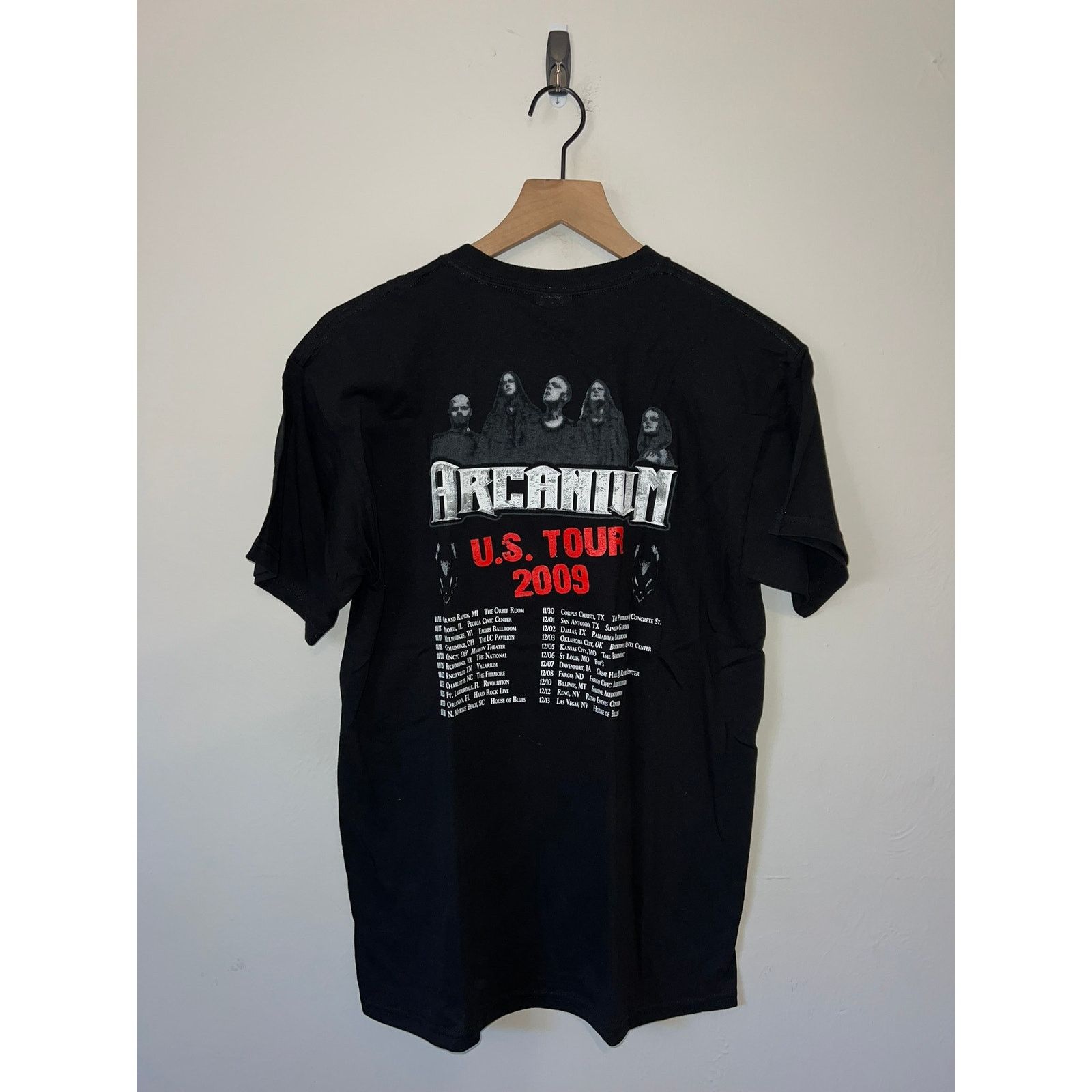 Gildan 2009 US Tour Arcanium Metal Concert Black Shirt Tee 2000s M Size US M / EU 48-50 / 2 - 1 Thumbnail