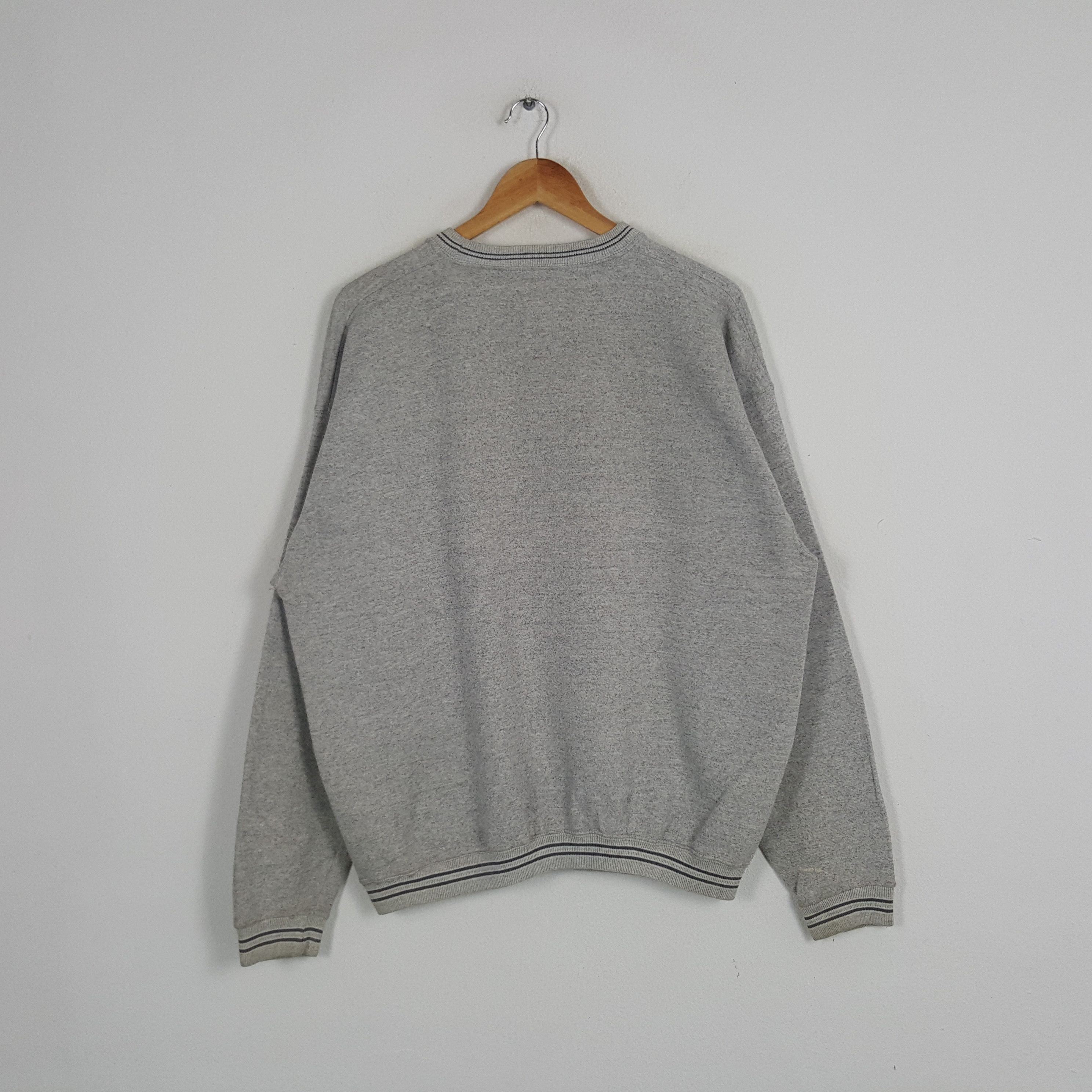 Disney × Mickey Mouse × Vintage Vintage Mickey Mouse American Cartoon Sweatshirt Size US XL / EU 56 / 4 - 3 Thumbnail