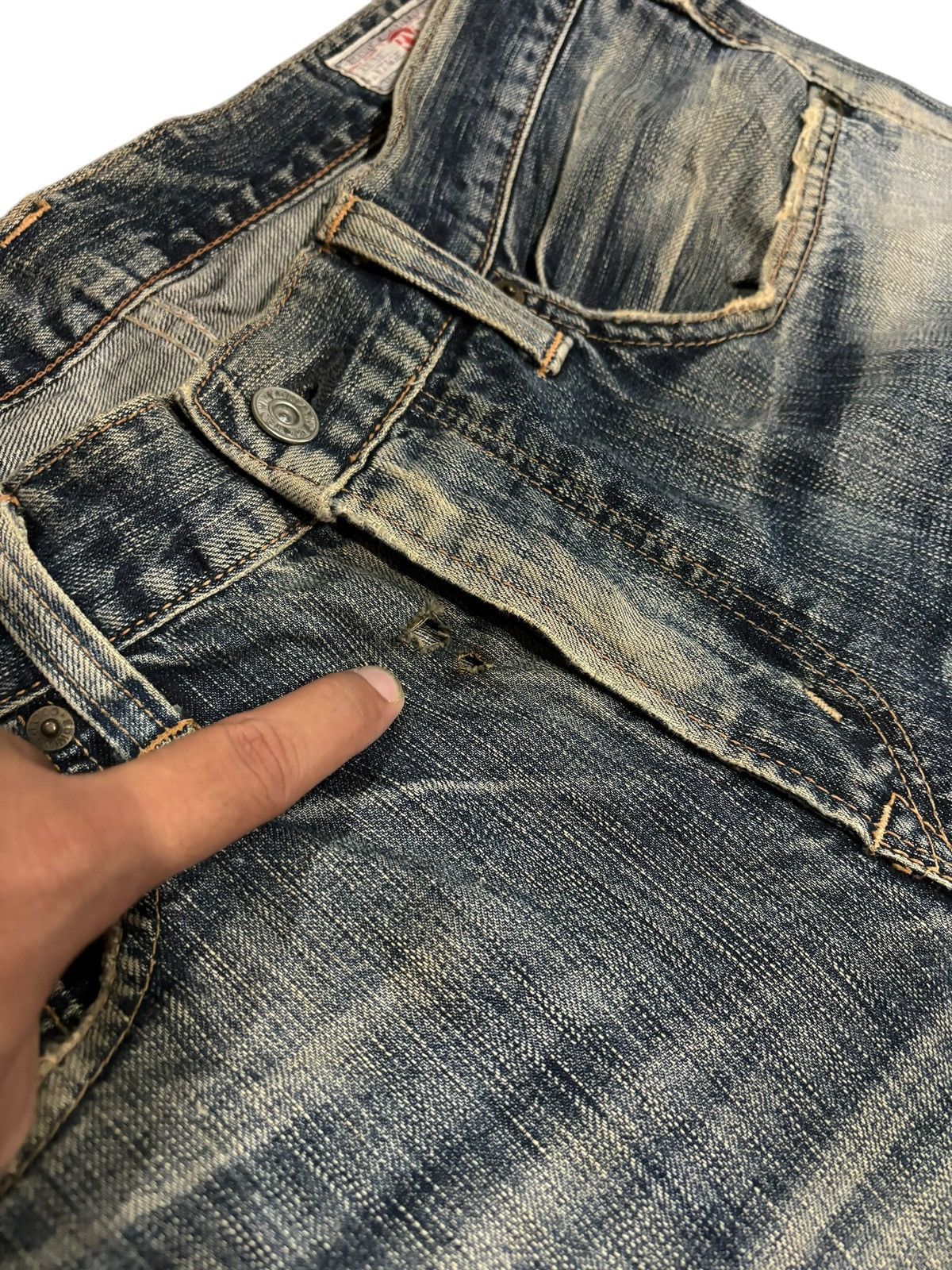 Edwin × Japanese Brand 90s Vtg Edwin 503RV Distressed Faded Straight Cut Jeans Size US 36 / EU 52 - 4 Thumbnail