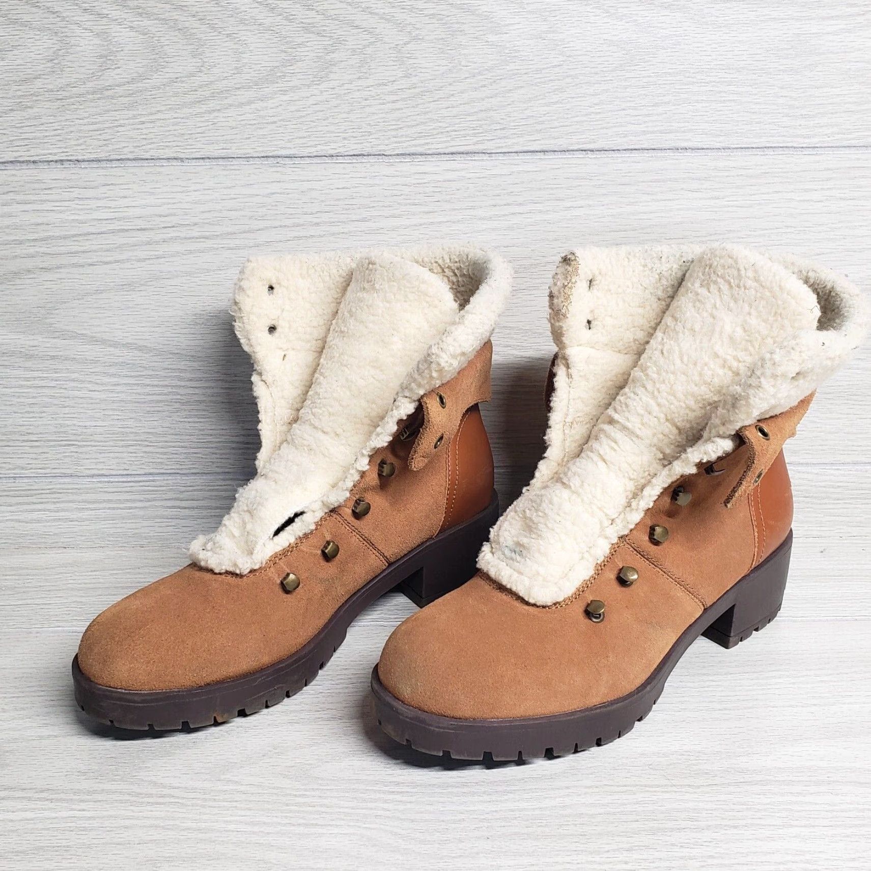 SKECHERS Skechers Boots Women Brown Fur Lined Ankle Winter Low Heel 9.5 Adult Shoes 1990s? Size US 9.5 / IT 39.5 - 2 Thumbnail