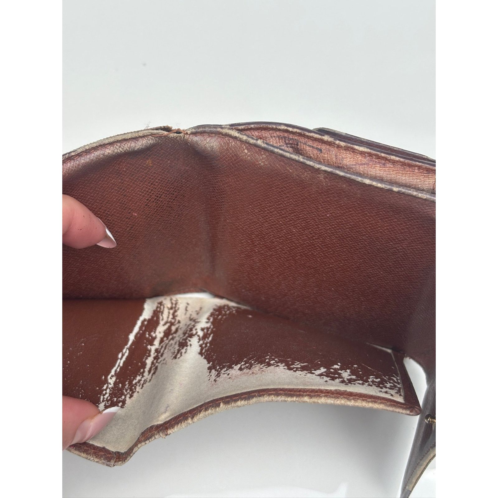 Louis Vuitton Louis Vuitton Vintage 2004 Elise Square Wallet (Read Des.) Size ONE SIZE - 10 Thumbnail
