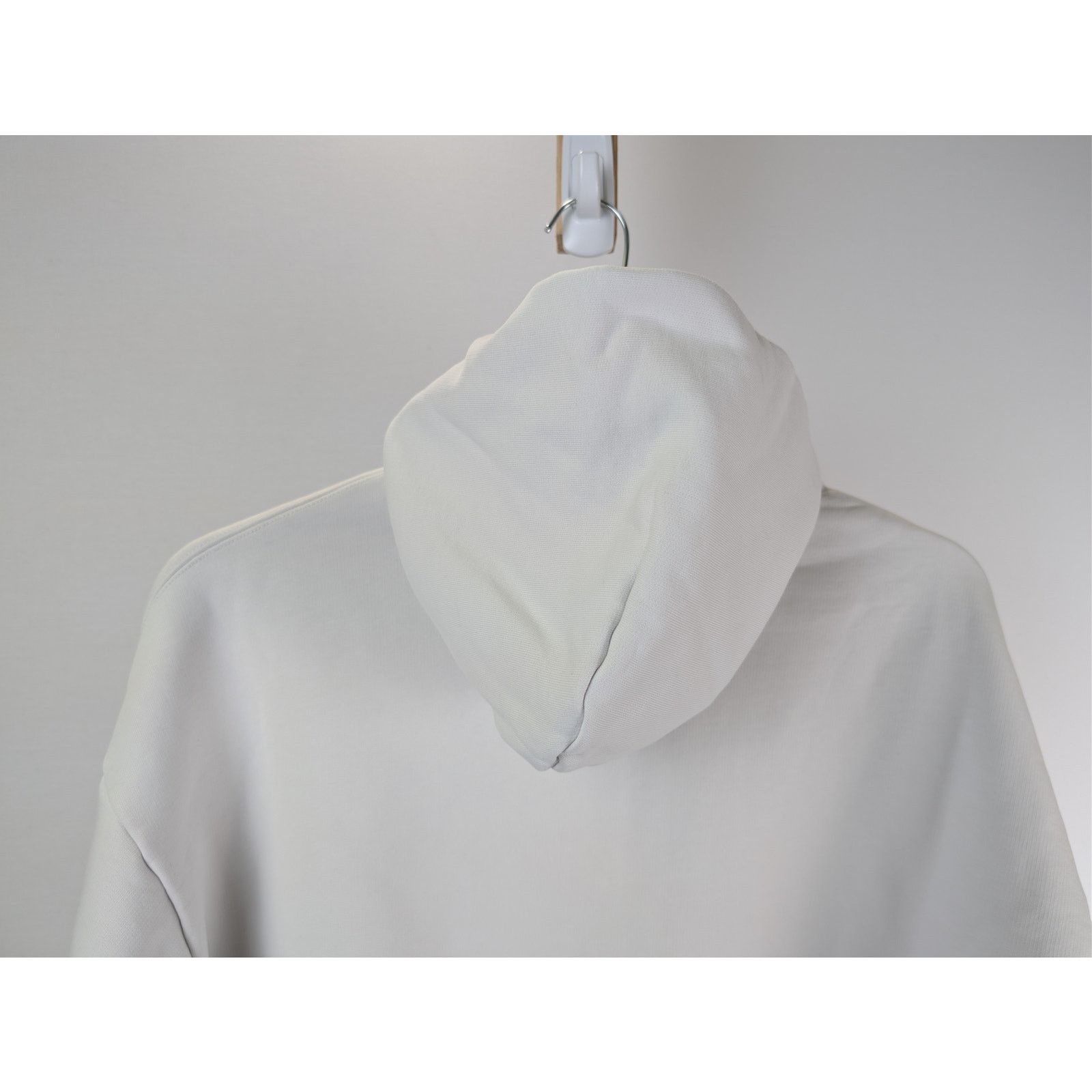 Balenciaga × Under Armour o1rshd1 UA Regular Zip-up Hoodie in Dirty White/Black Size US XXL / EU 58 / 5 - 10 Thumbnail