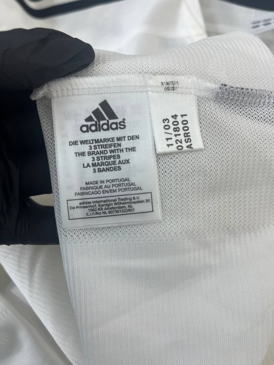 Adidas Real Madrid 2003 2004 Home Beckham #23 Adidas 021804 Size L Size US L / EU 52-54 / 3 - 5 Thumbnail