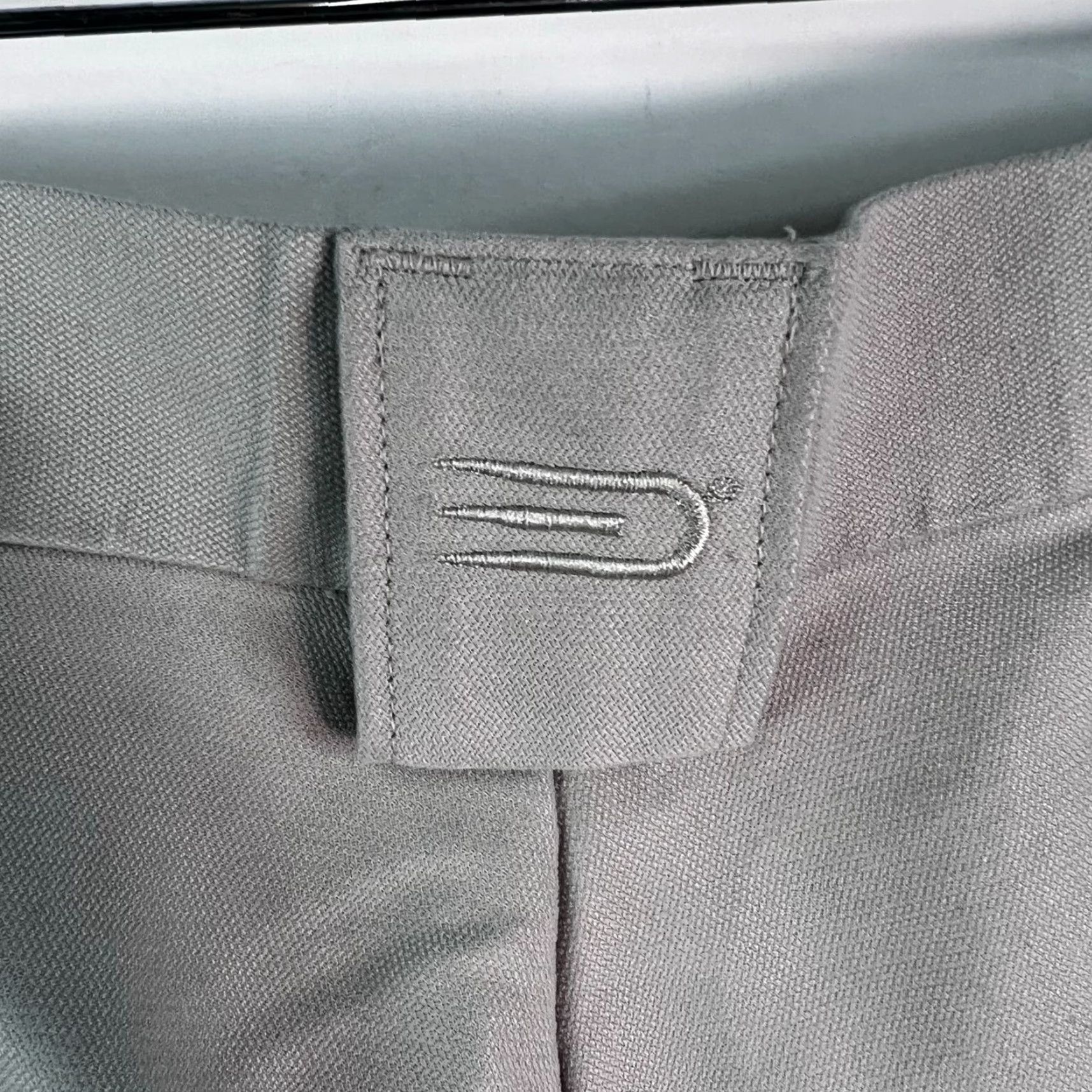 Dockers Dockers Mens Flat Front Regular Fit Tan Chino Shorts Size 36 Casual Golf Short 9 Inseam 5-Pocket Beige Belt Loops Modern Comfort Stretch Clothing Mens Size US 36 / EU 52 - 4 Thumbnail