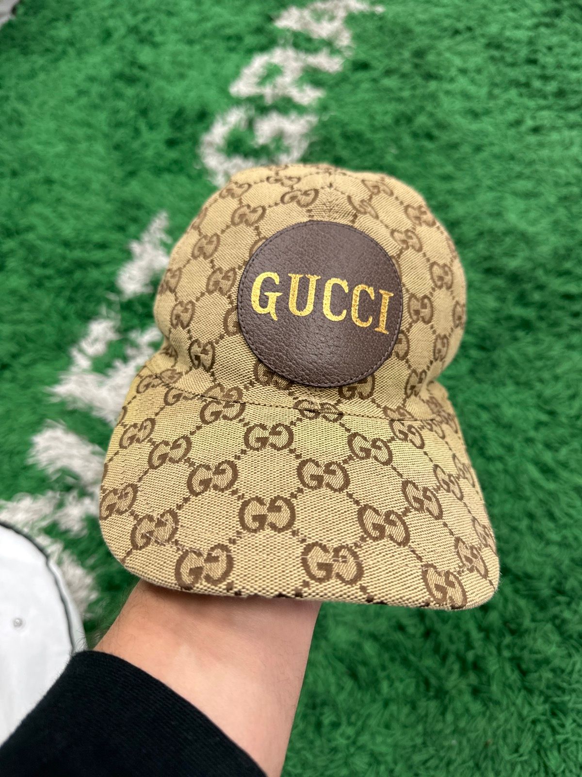 Pre-owned Gucci Monogram Cap In Beige
