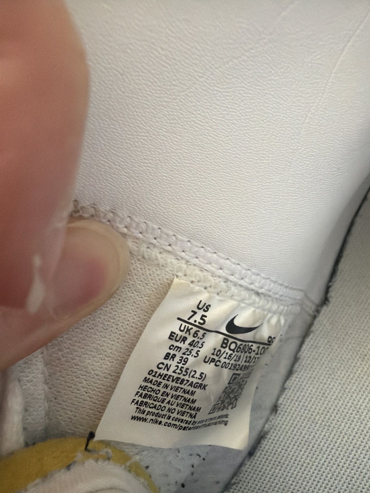 Nike Nike Blazers Size US 7.5 / EU 40-41 - 7 Thumbnail