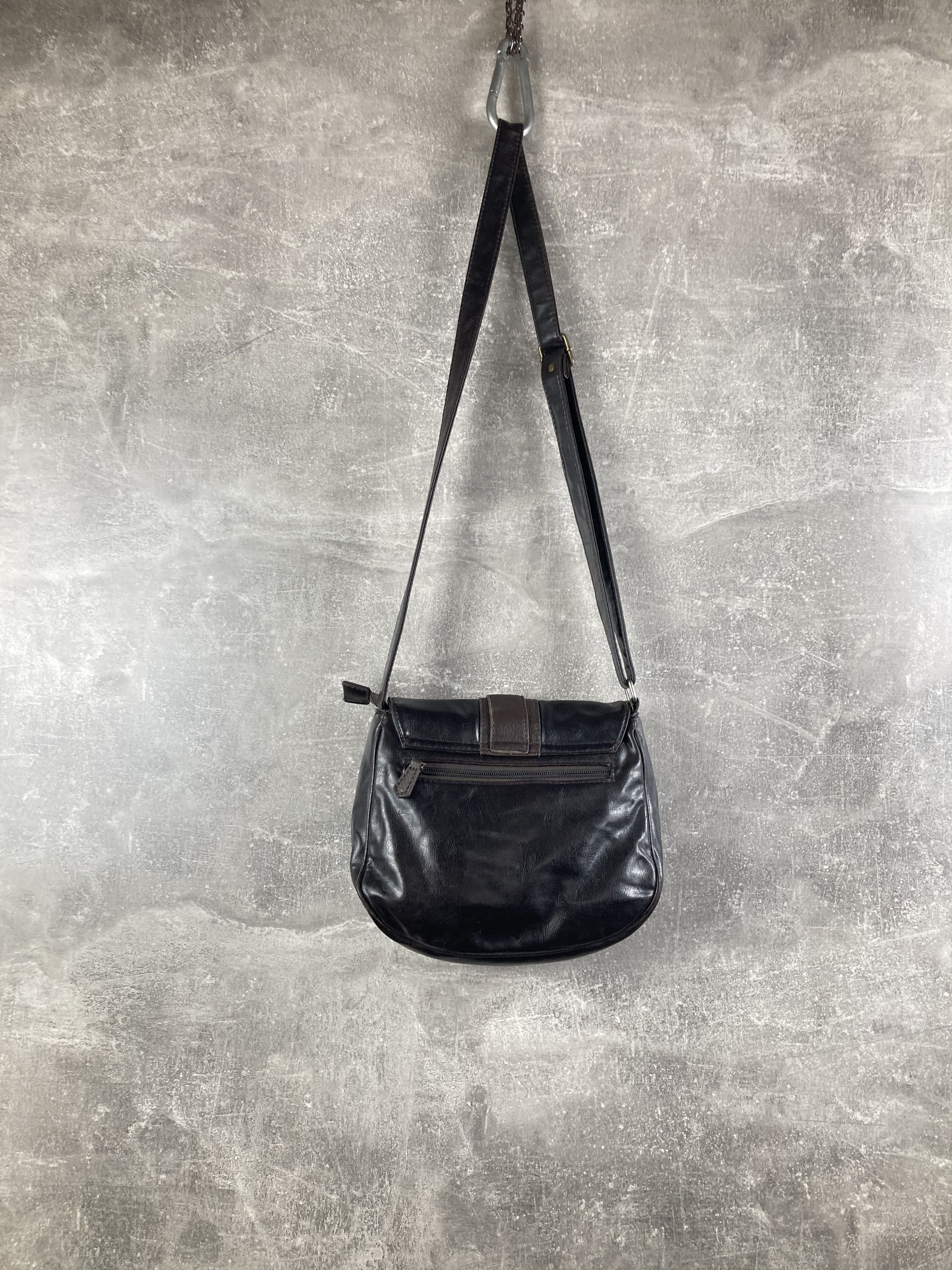 Genuine Leather Vintage leather avant garde crossbody messenger bag satchel Size ONE SIZE - 3 Thumbnail