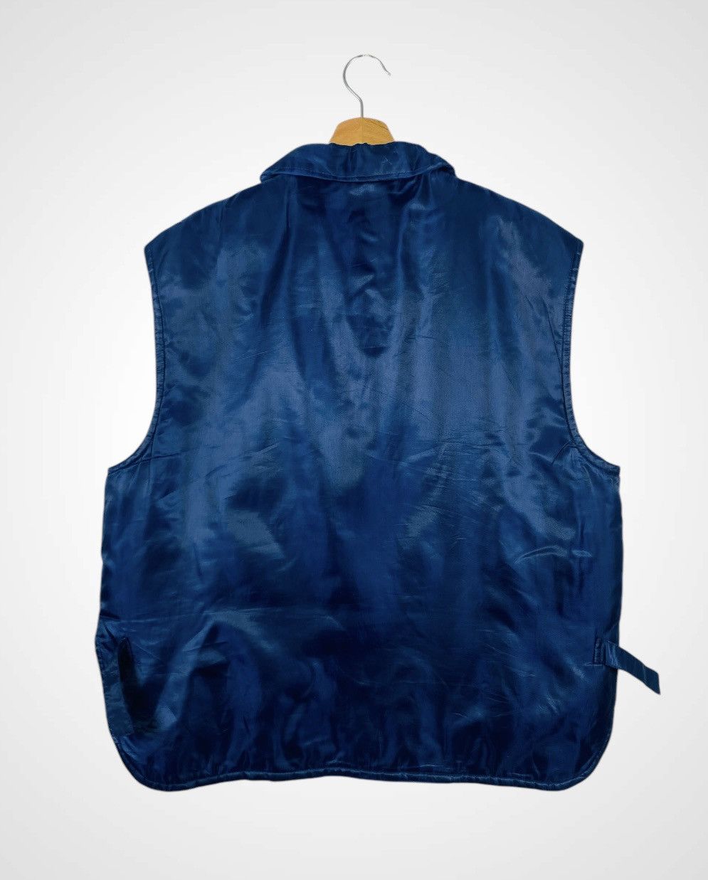Japanese Brand Vintage 90s Suntory Boss Coffee Nylon Sleeveless/Vest Jacket Size US L / EU 52-54 / 3 - 3 Thumbnail