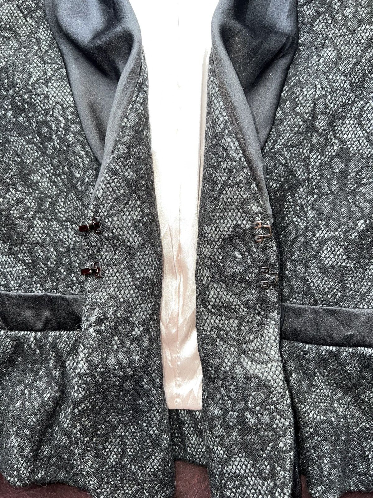 Miu Miu Blommsbury lace gothic blazer 🥀🖤 Size S / US 4 / IT 40 - 13 Thumbnail
