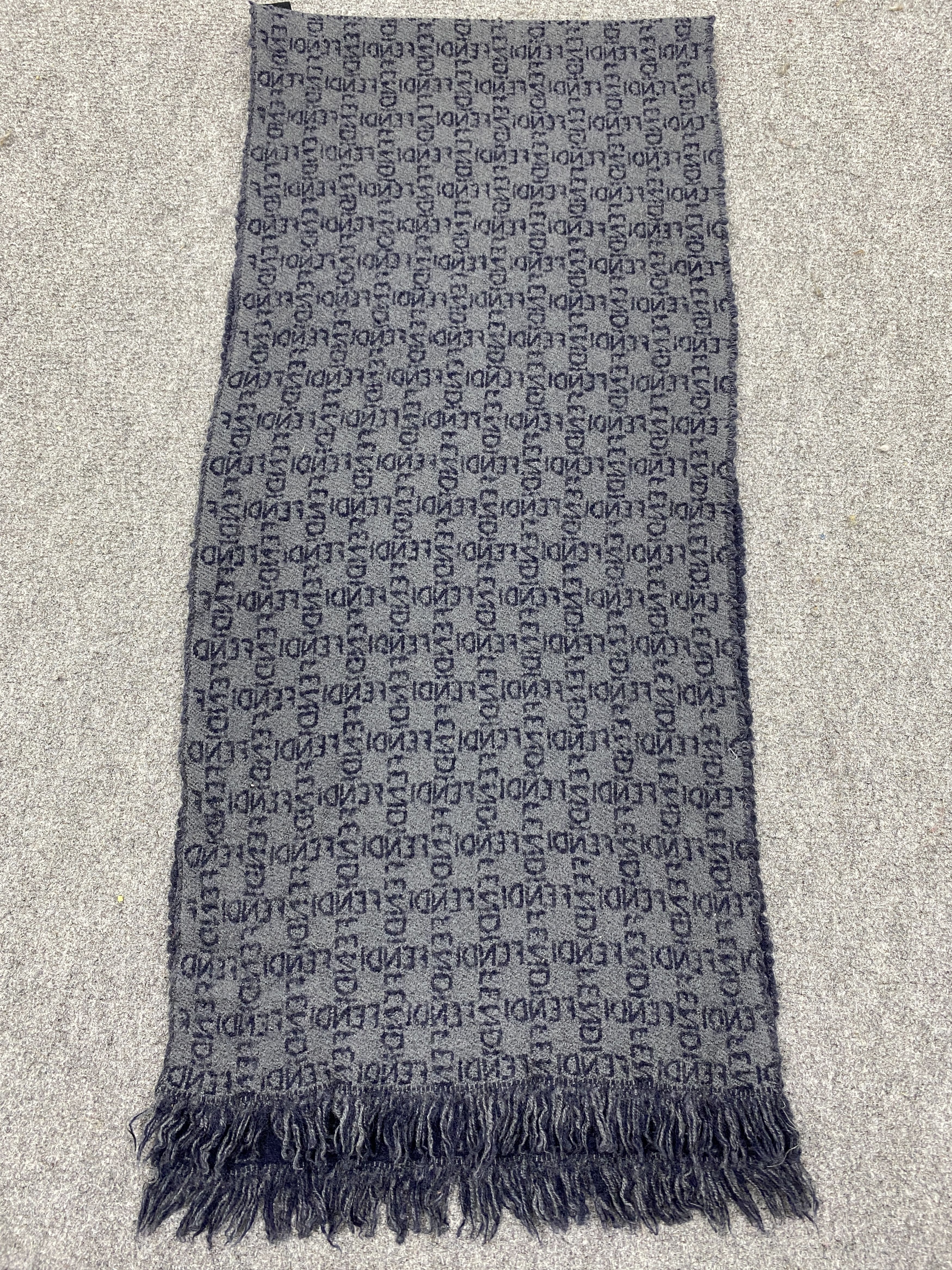 Fendi Vintage Fendi Scarf / Muffler / Neckwear SC0277 Size ONE SIZE - 5 Thumbnail