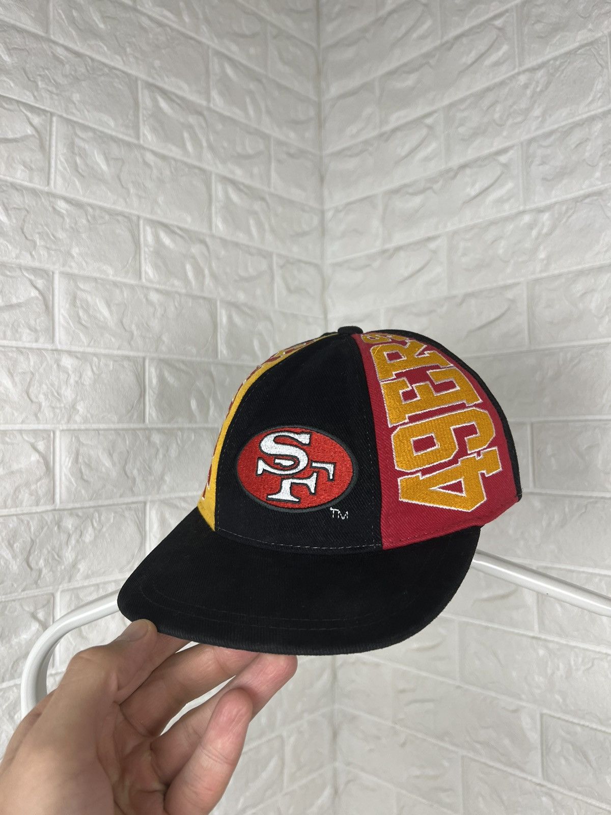 NFL × Vintage San Francisco 49ers Vintage 90s Snapback Hat Size ONE SIZE - 2 Thumbnail
