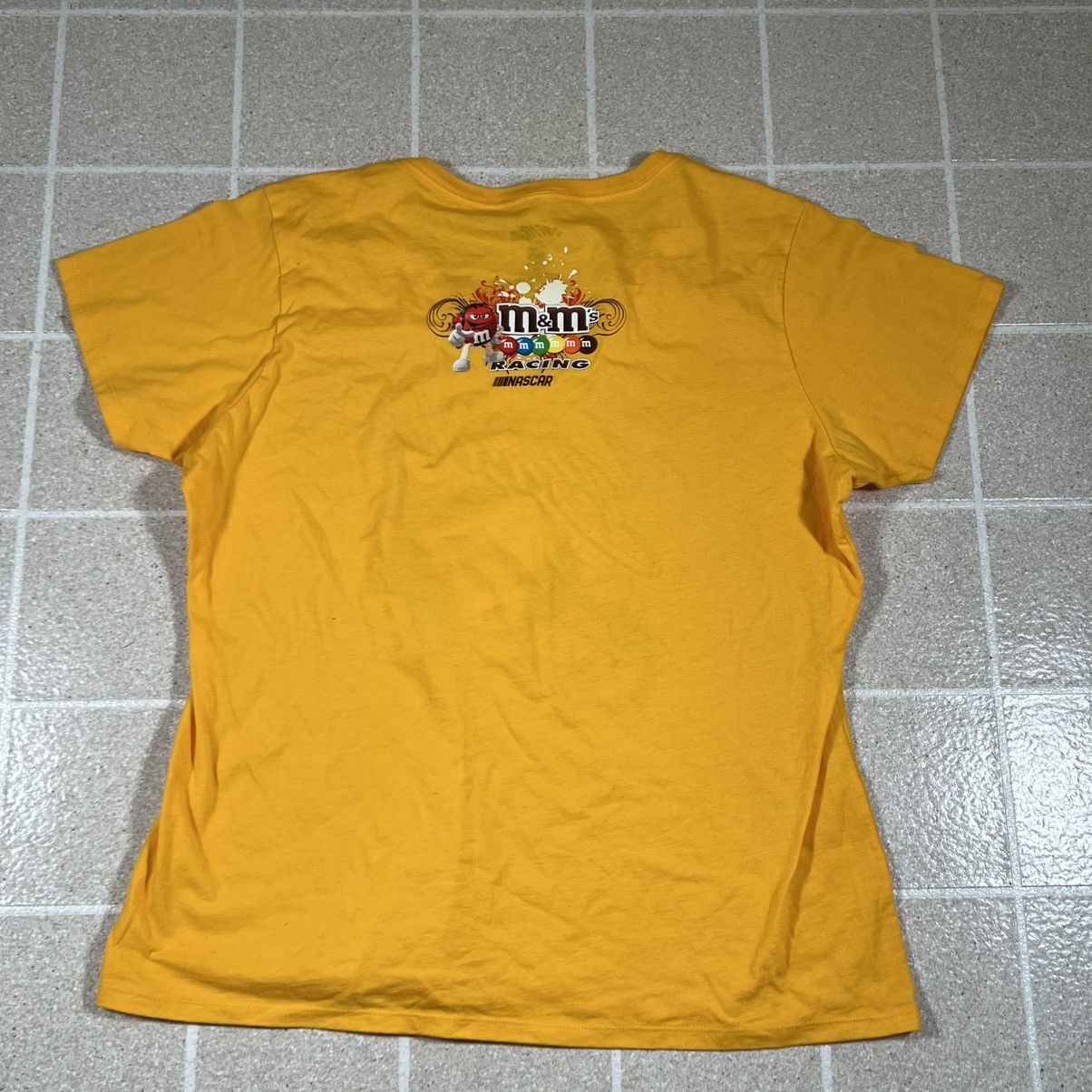 Chase Authentics Joe Gibbs Racing Kyle Busch M&M Racing V Neck T-Shirt Sz 2XL Size XXL / US 16-18 / IT 52-54 - 4 Thumbnail