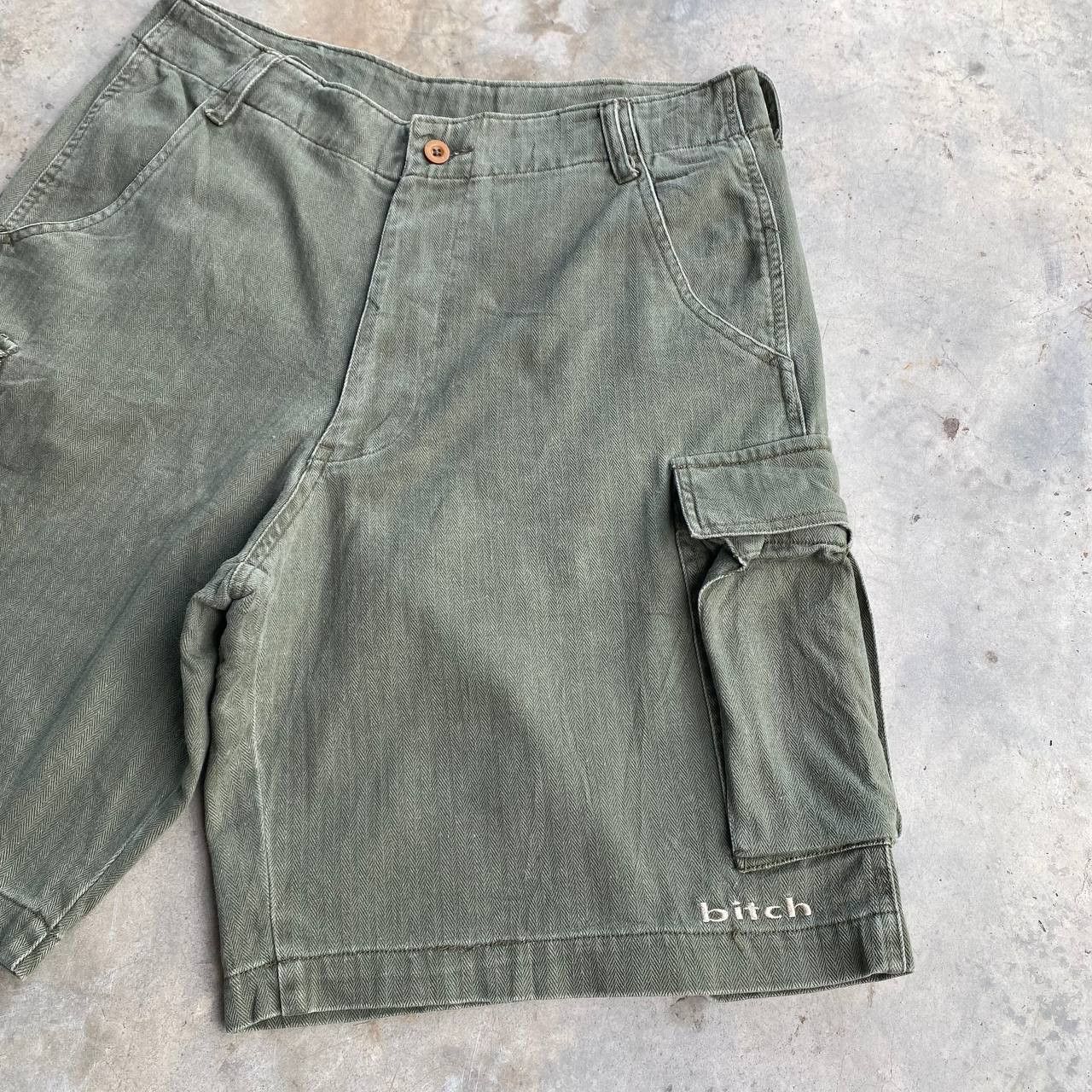Shorty's Skateboards × Vintage VINTAGE BITCH SHORTPANT GREEN MILITARY W32 Size US 32 / EU 48 - 4 Thumbnail