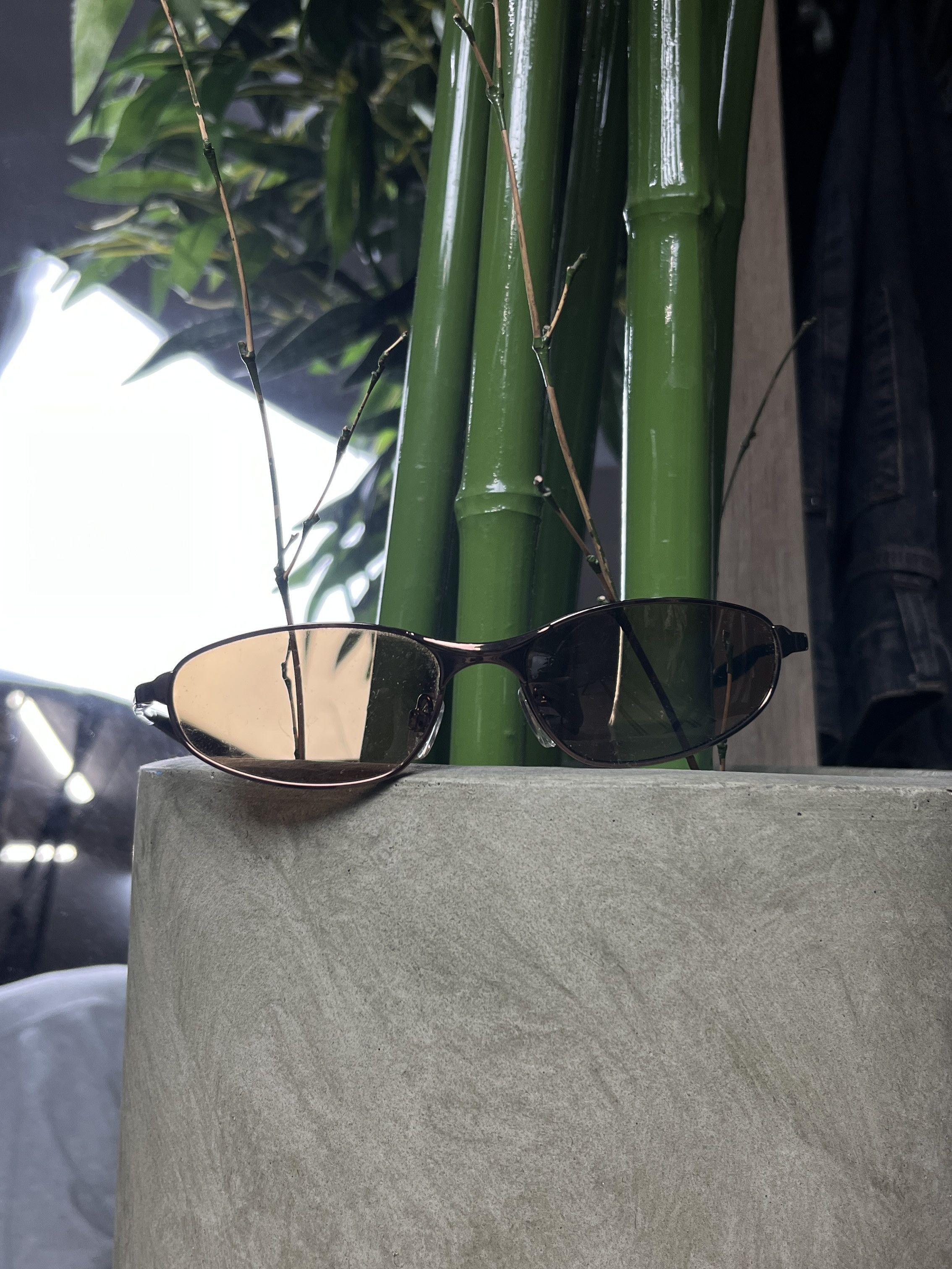 Vintage 2000s NEXT OAKLEY-STYLE OVAL SUNGLASSES - № 4530 Size ONE SIZE - 3 Thumbnail