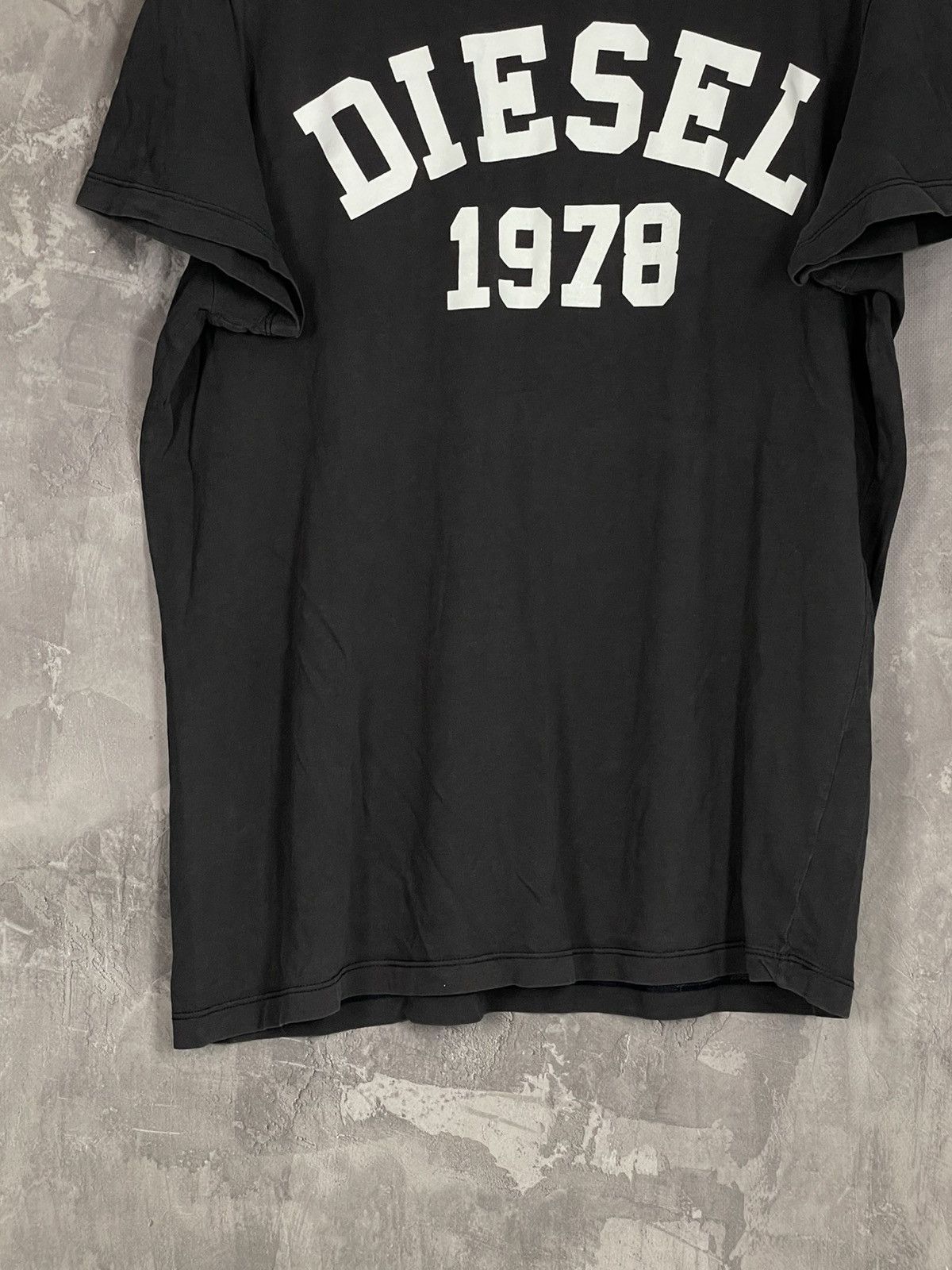 Diesel × Vintage DIESEL VINTAGE BIG LOGO T-SHIRT RARE Size US L / EU 52-54 / 3 - 5 Thumbnail
