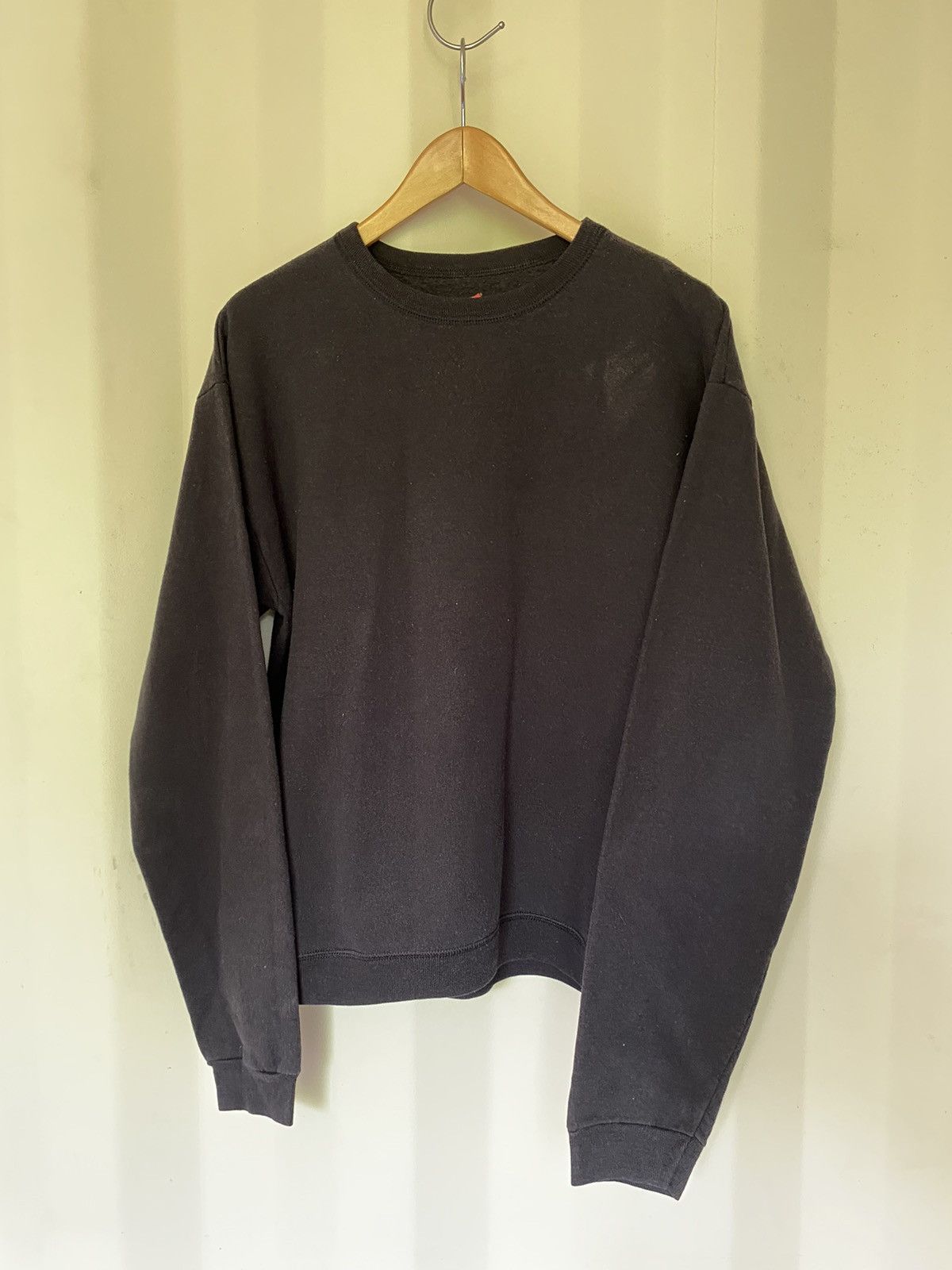Hanes Hanes vintage black sweater Size US M / EU 48-50 / 2 - 3 Thumbnail