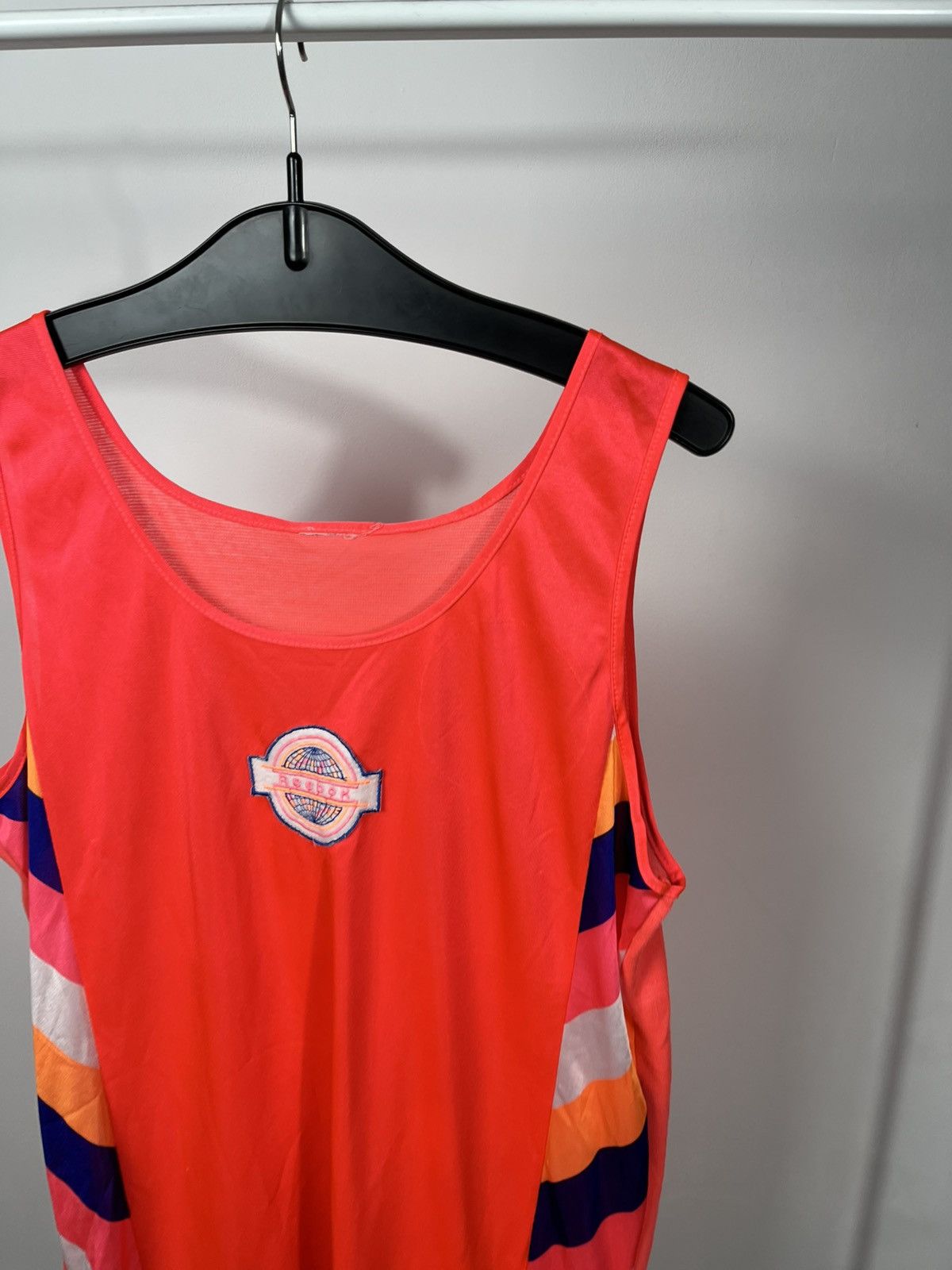Reebok Vintage Reebok Women Running Tank Top Neon Bright Top Size M / US 6-8 / IT 42-44 - 3 Thumbnail