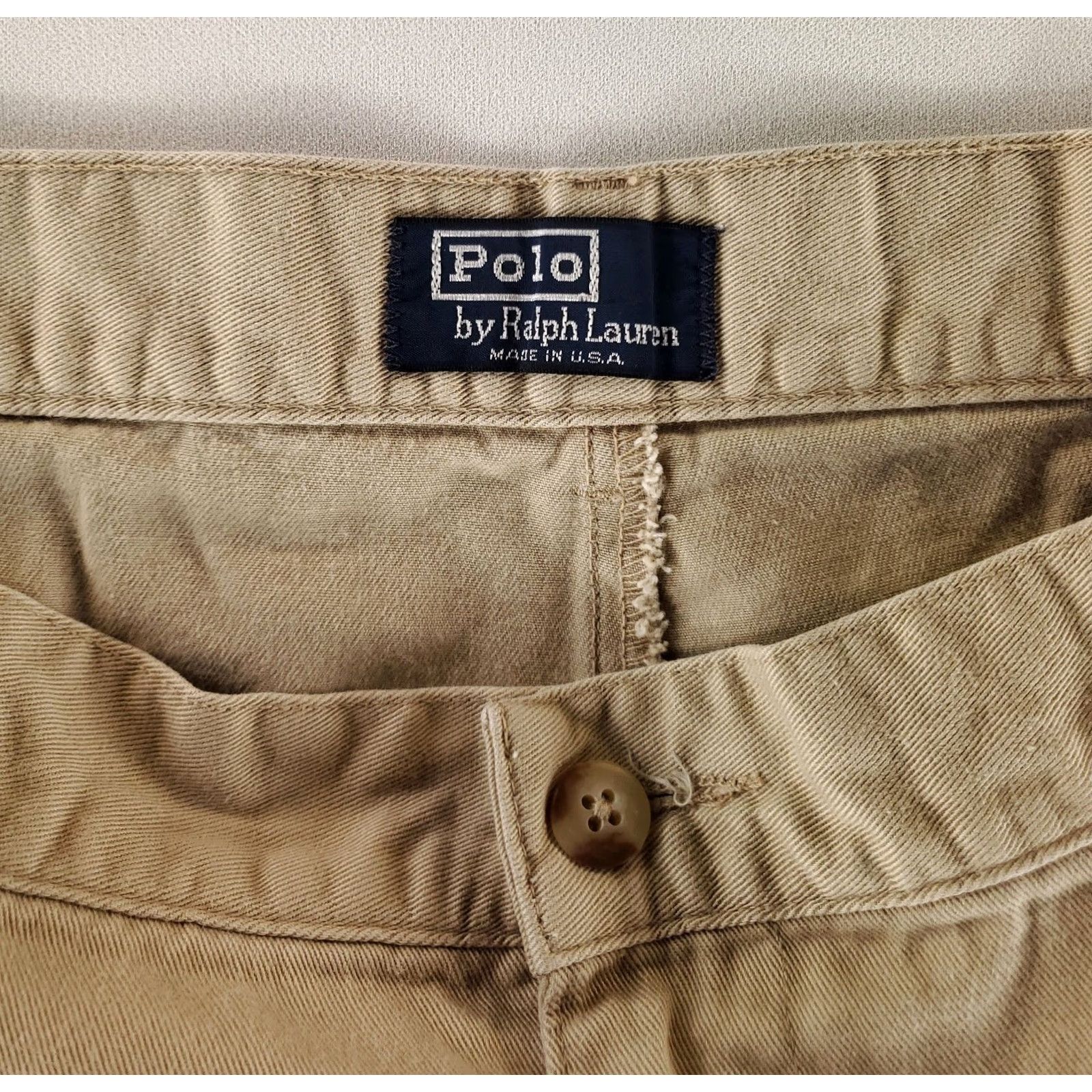 Polo Ralph Lauren VINTAGE Polo Ralph Lauren Shorts Chino Tan Khaki 90s Pleated Men 40 40x6 Beige Mens Size US L / EU 52-54 / 3 - 2 Thumbnail