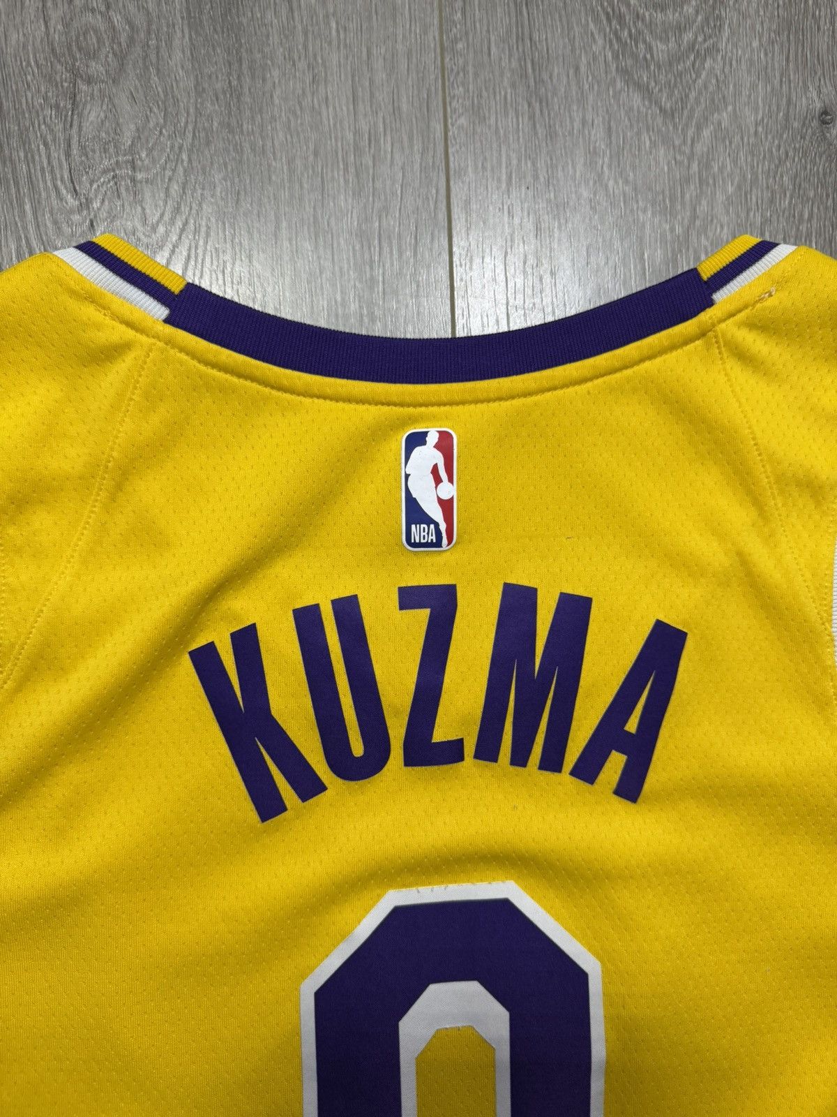 NBA × Nike Los Angeles Lakers Nike Yellow Basketball Jersey Kyle Kuzma Size US L / EU 52-54 / 3 - 10 Thumbnail