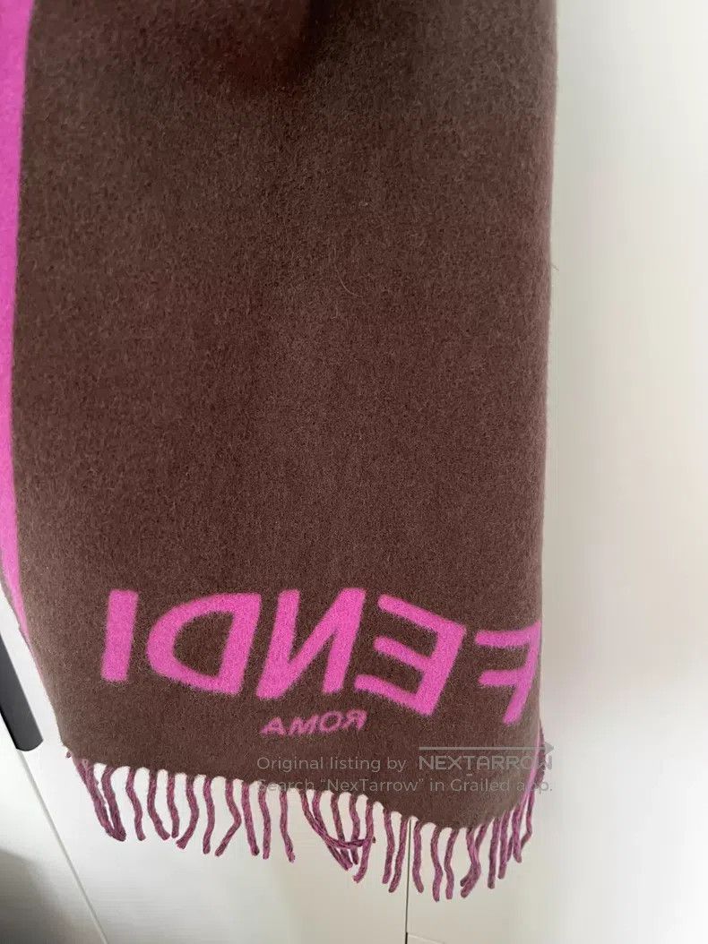 Fendi Fendi Cashmere Scarf Size ONE SIZE - 3 Thumbnail