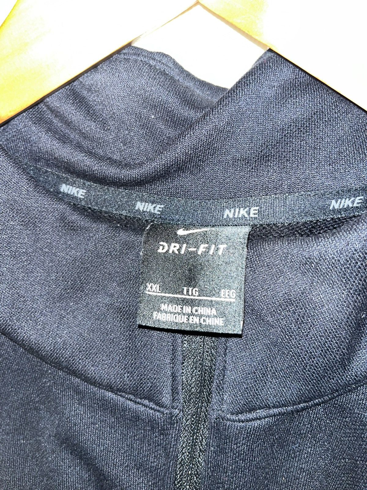 Nike vintage nike dri fit crewneck Size US XXL / EU 58 / 5 - 5 Thumbnail