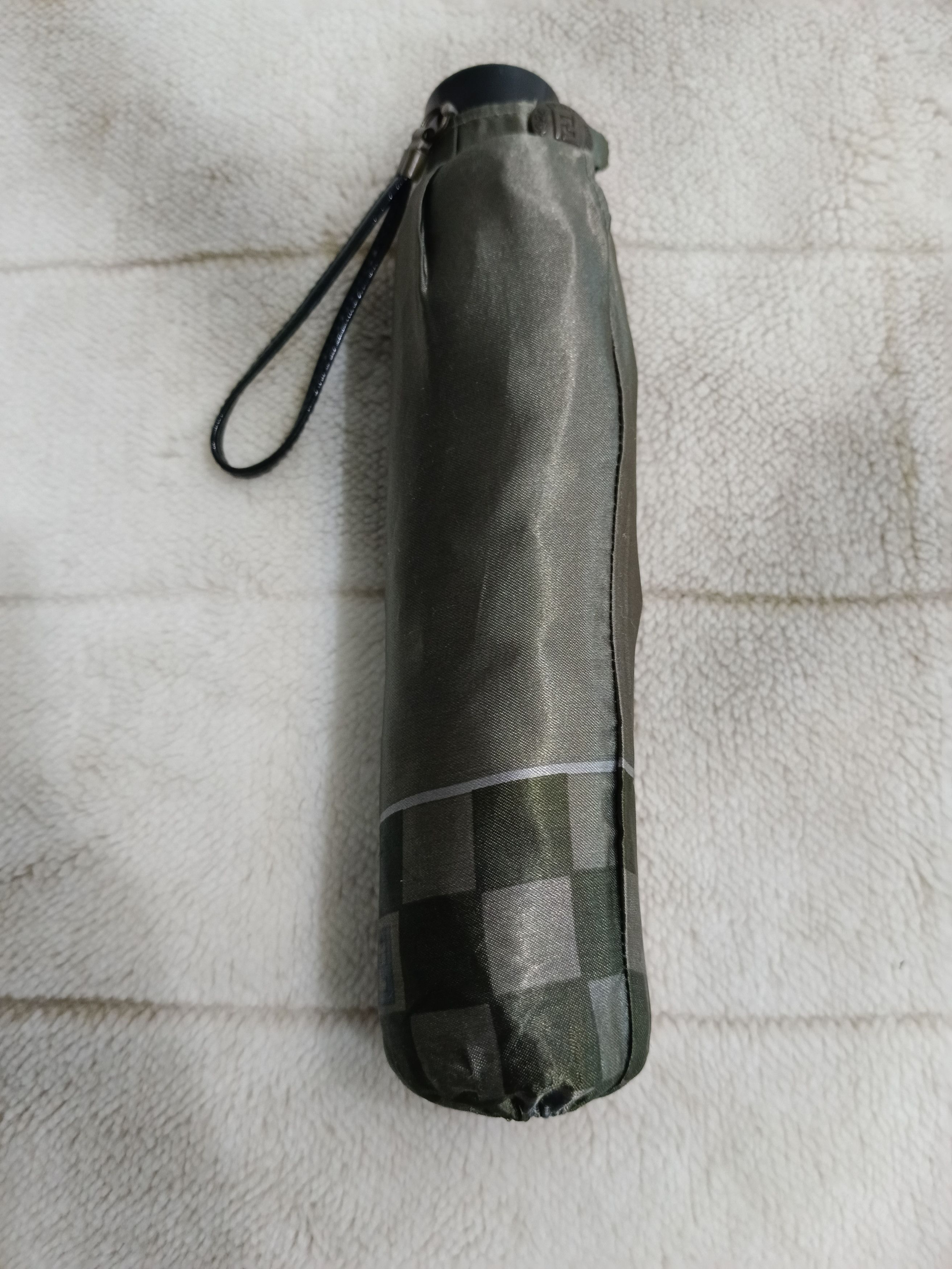 Fendi FENDI MONOGRAM FOLDING UMBRELLA Size ONE SIZE - 10 Thumbnail
