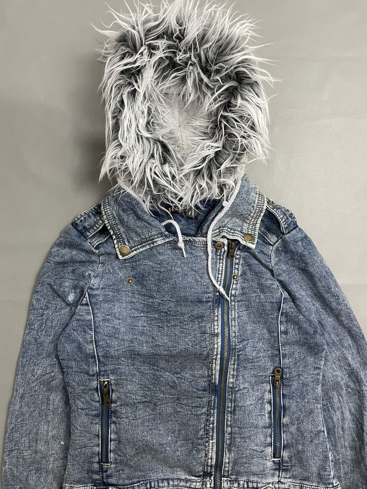 Japanese Brand Japanese Asymetrical Zip Fur Hoodie Size L / US 10 / IT 46 - 2 Thumbnail