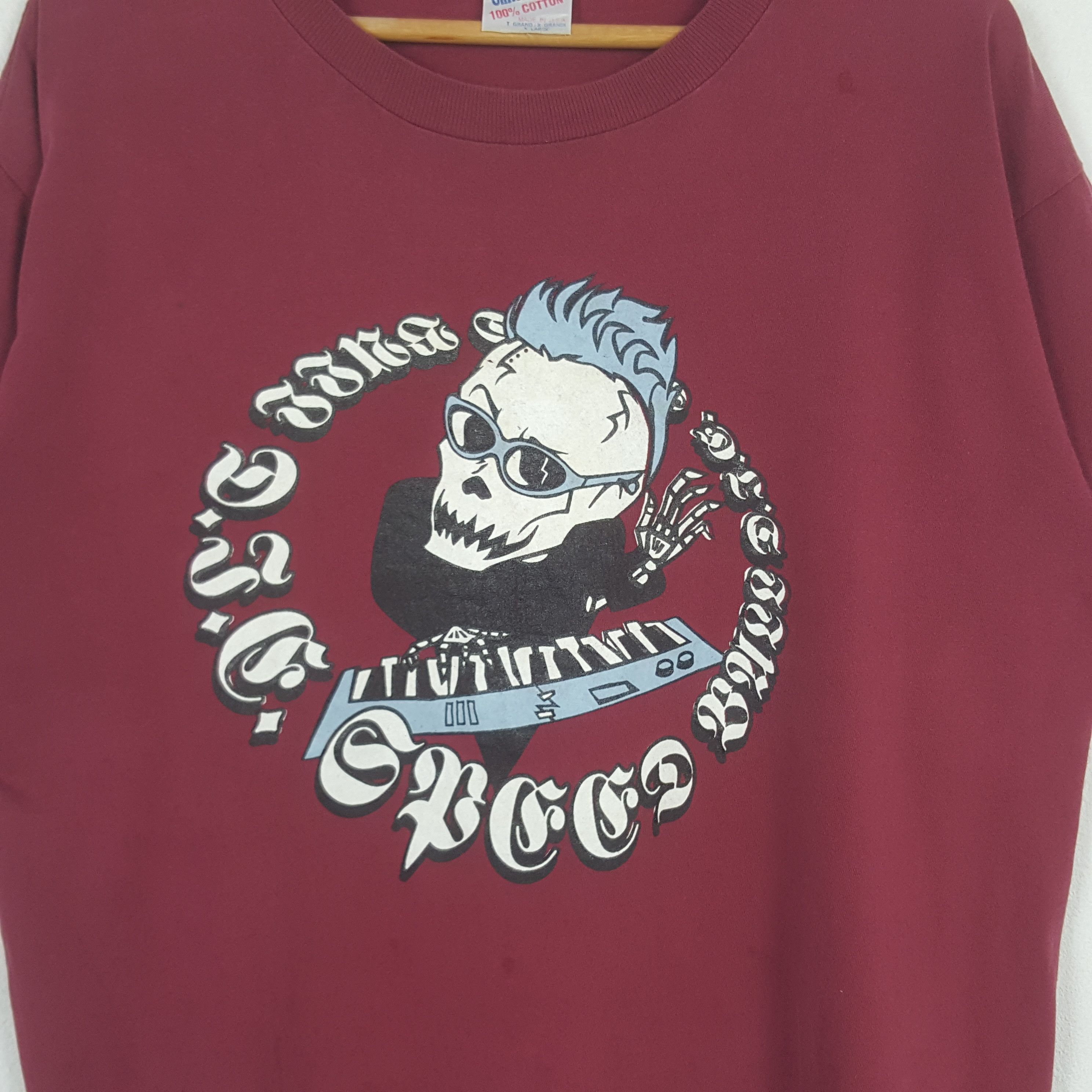 Vintage Vintage Blue Mohawk Skulls American Skateboard Tshirt 32 Size US XL / EU 56 / 4 - 2 Thumbnail
