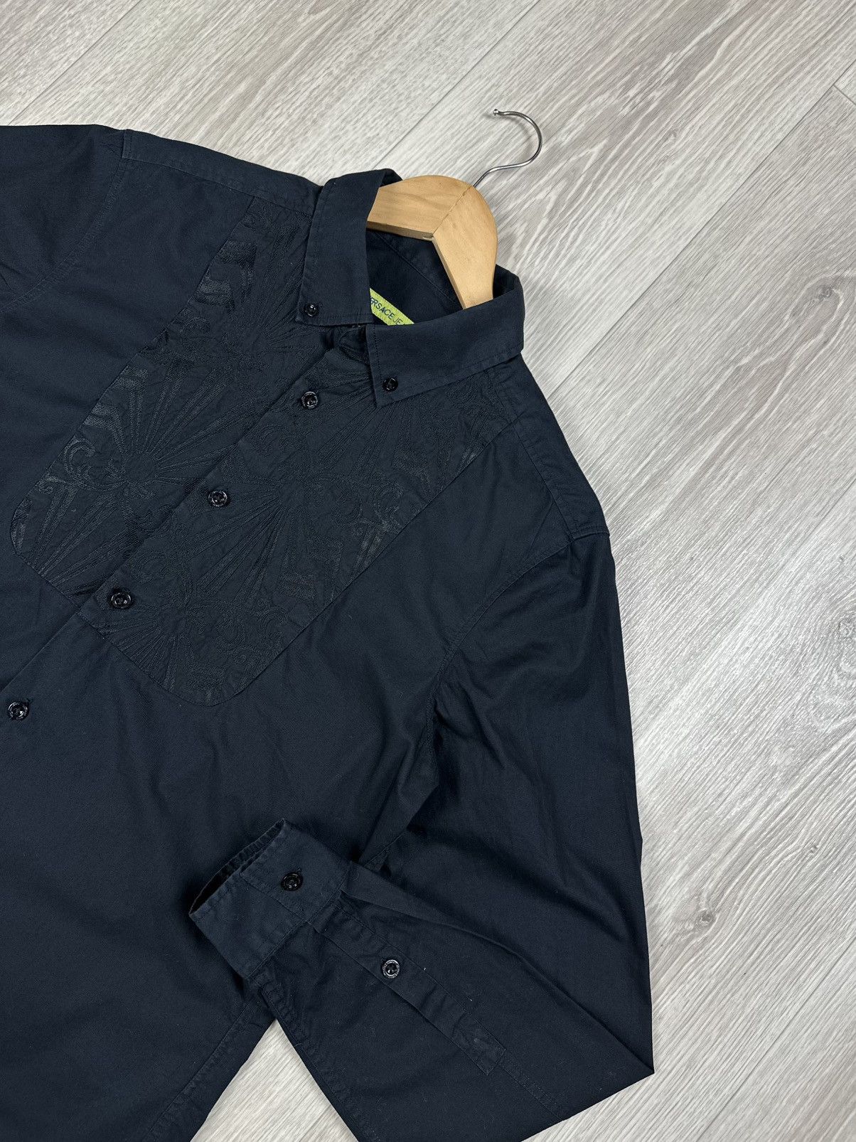Versace Versace Jeans Black Shirt Button Up Long Sleeve Size S Size US S / EU 44-46 / 1 - 2 Thumbnail