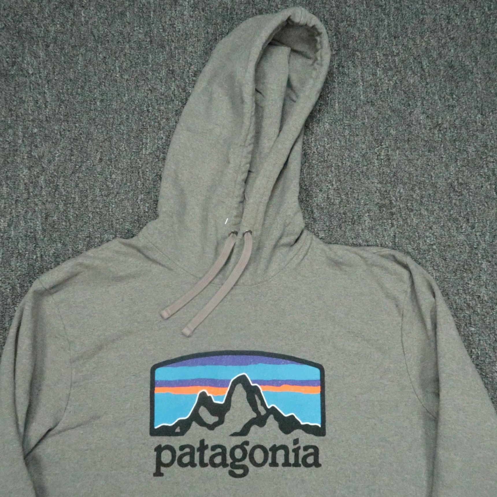 Patagonia Patagonia Hoodie Mens Medium Fitz Roy Uprisal Hoody Pullover Regular Fit Gray Cotton Polyester Size US M / EU 48-50 / 2 - 2 Thumbnail