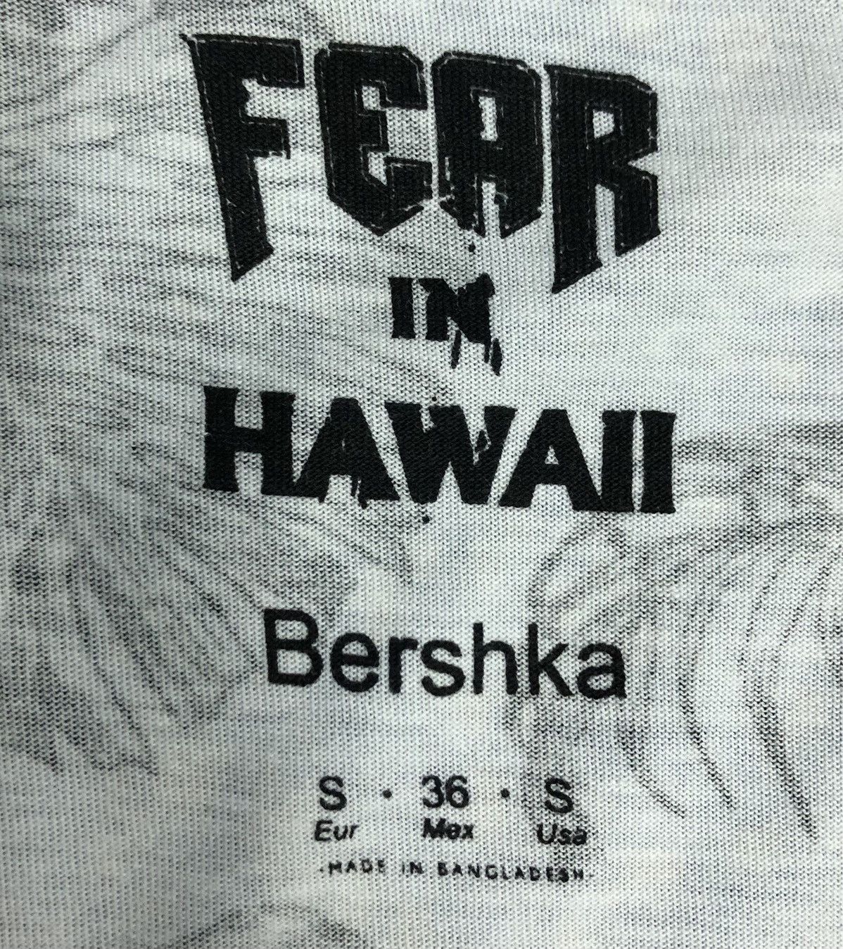 Bershka Bershka Fear In Hawaii T-Shirt Size US S / EU 44-46 / 1 - 6 Thumbnail