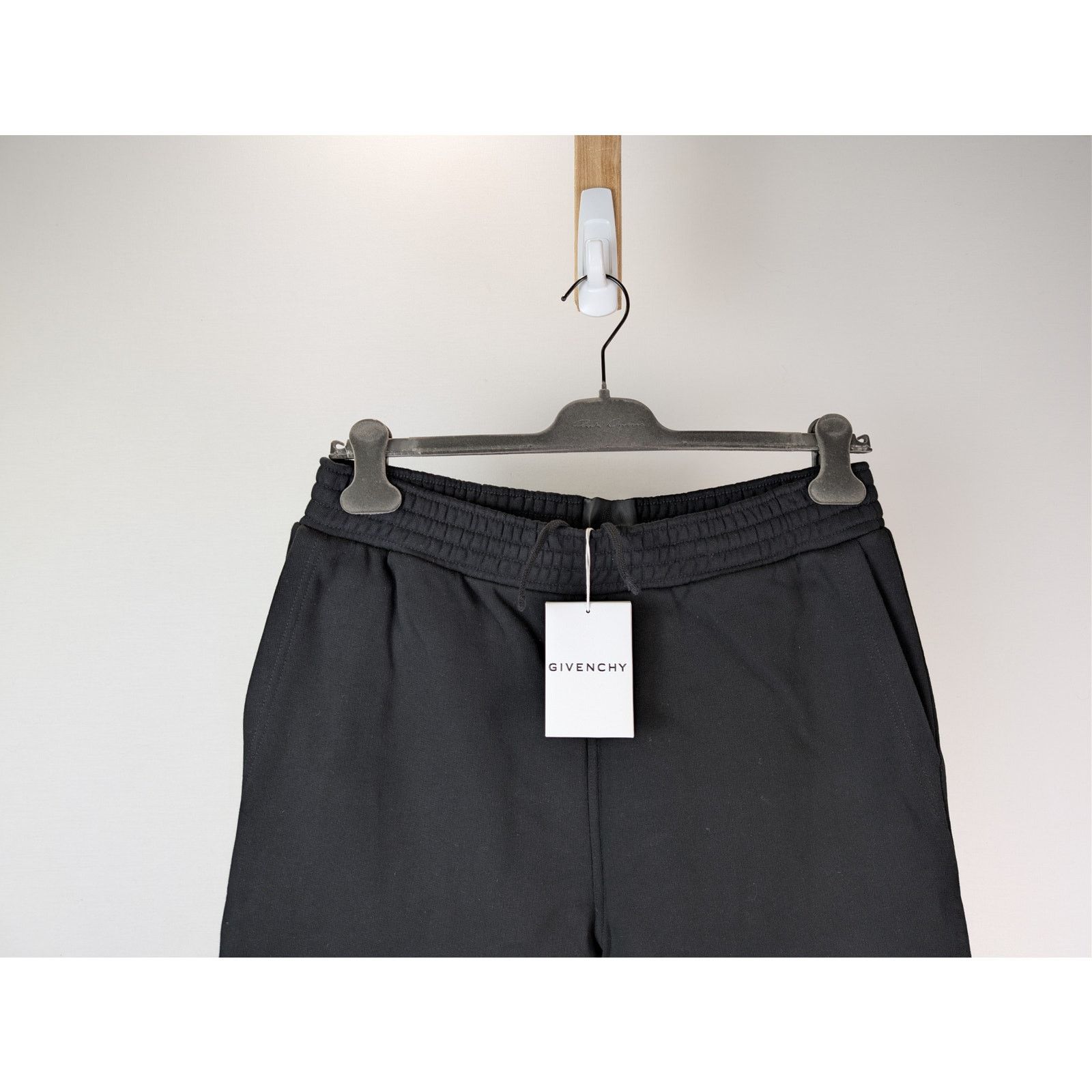 Givenchy o1rshd1 Hug Me Jogging Sweatpants / Trousers in Black Size US XL / EU 56 / 4 - 3 Thumbnail