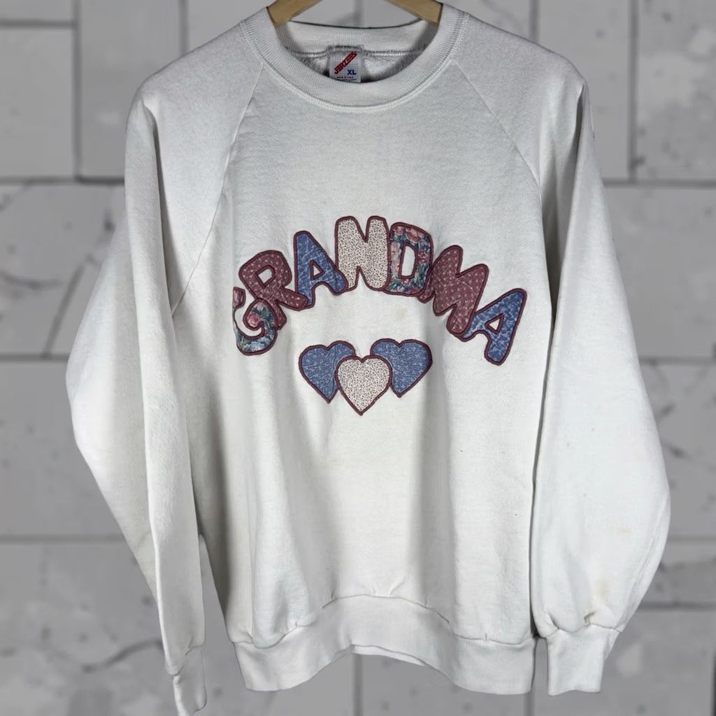 Jerzees VINTAGE Jerzees White Grandma Pullover Shirt Womens XL USA Pullover Sweatshirt Womens XL White USA Grandmas Activewear 80s 90s Mens Womens Size XL / US 12-14 / IT 48-50 - 1 Thumbnail