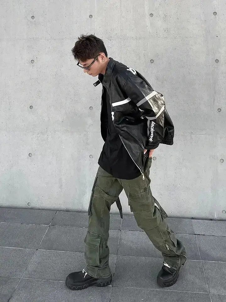 Japanese Brand Distressed function pleated baggy cargo pants Size US 32 / EU 48 - 2 Thumbnail