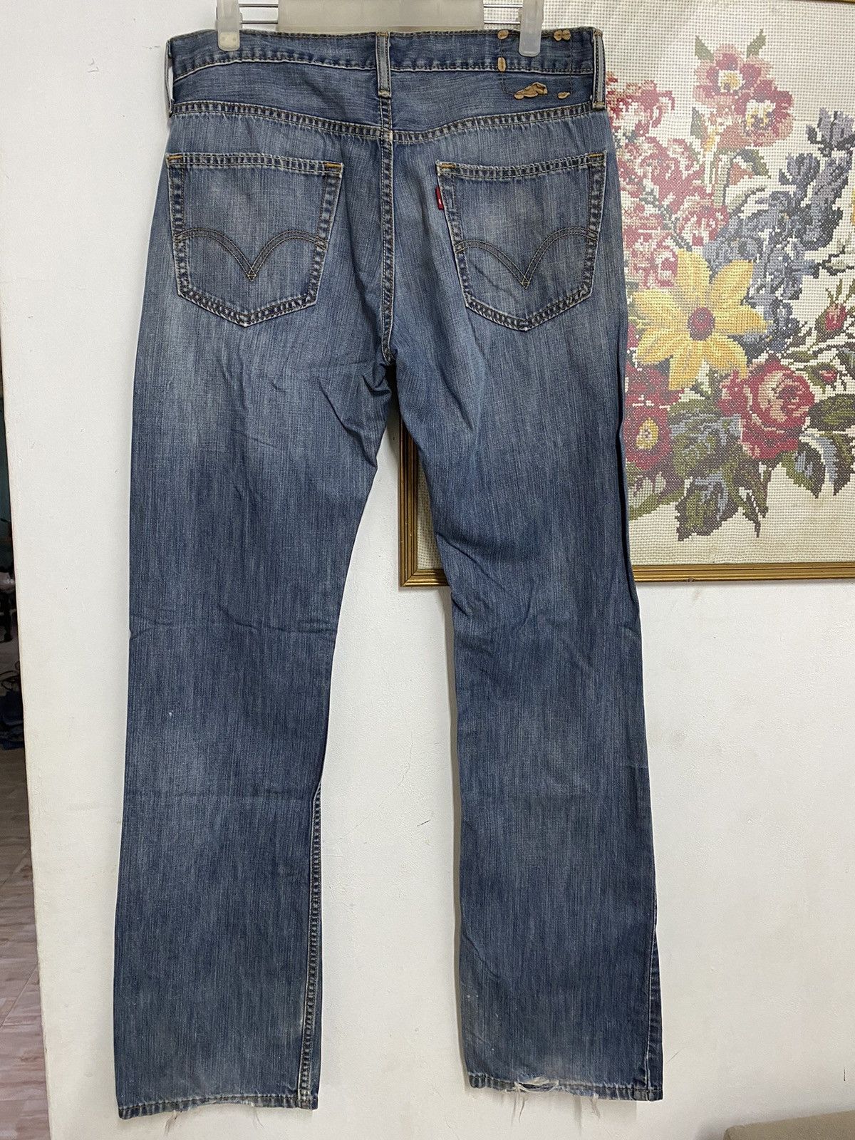 Levis 527 Distressed