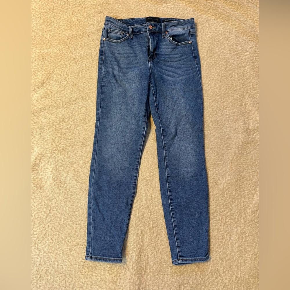 Kendall And Kylie Kendall and Kyle the ultra babe skinny jeans 9/29 Size 29" - 1 Thumbnail