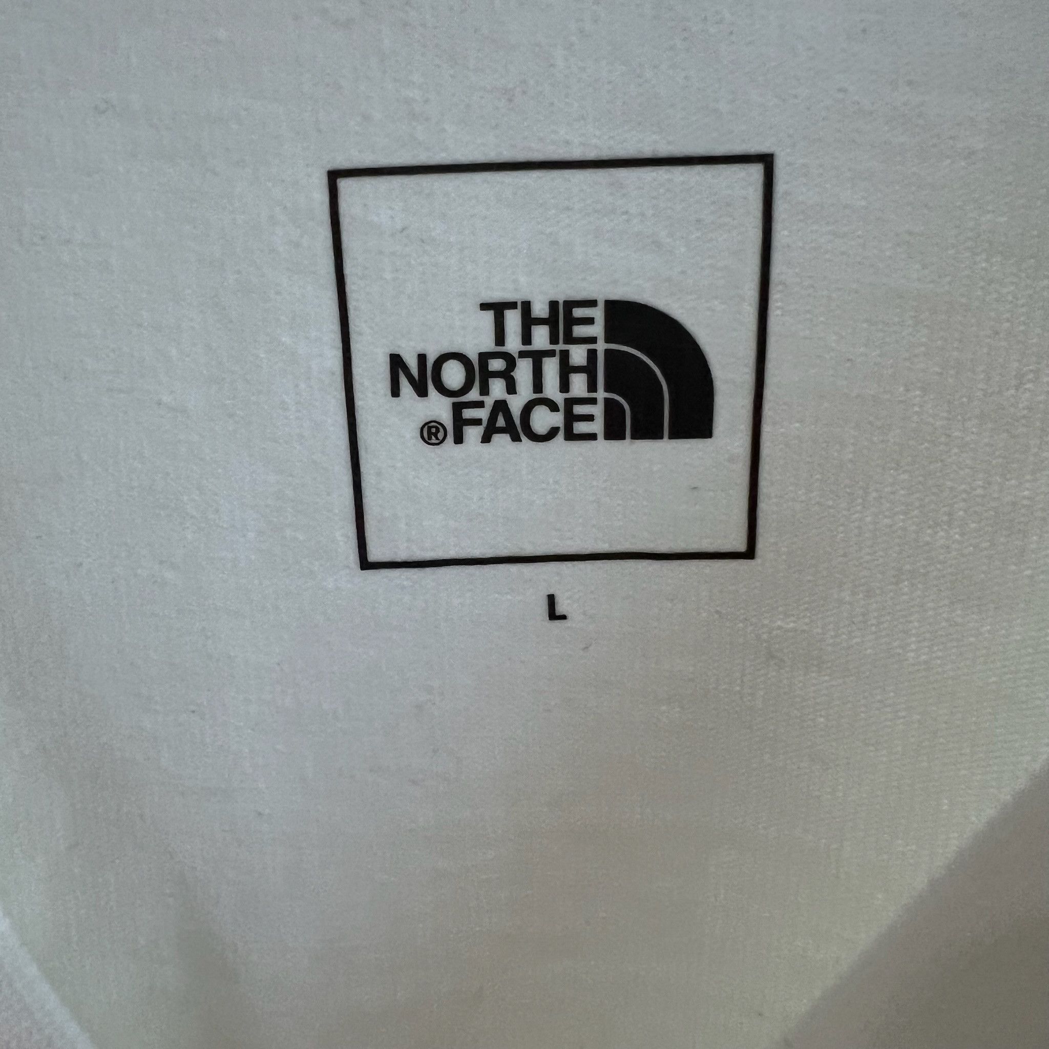 The North Face The North Face Half Dome Logo White Tshirt Soft Grey Logo Size US L / EU 52-54 / 3 - 5 Thumbnail