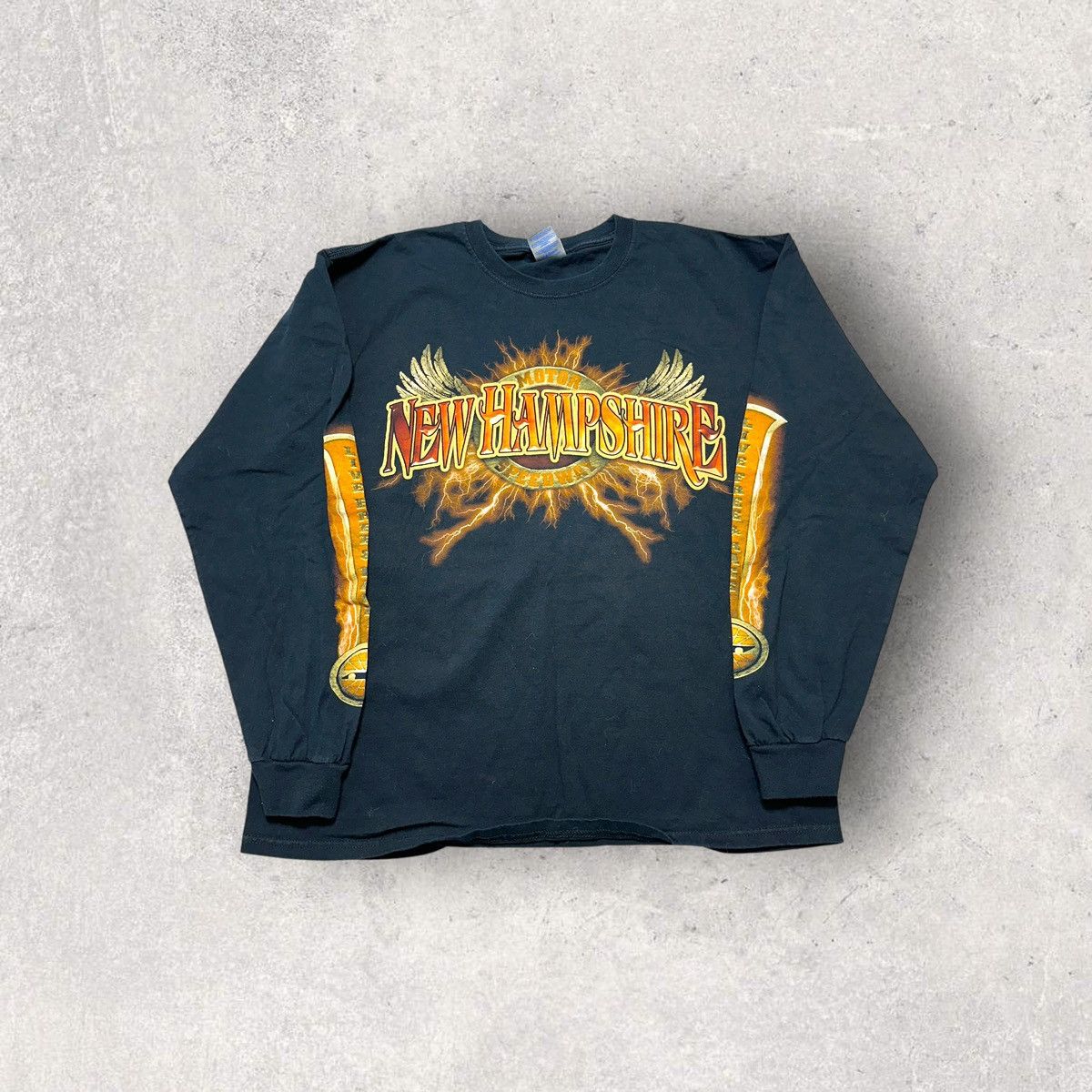 Gildan New Hampshire Motor Speedway long sleeve tee Size US L / EU 52-54 / 3 - 1 Thumbnail