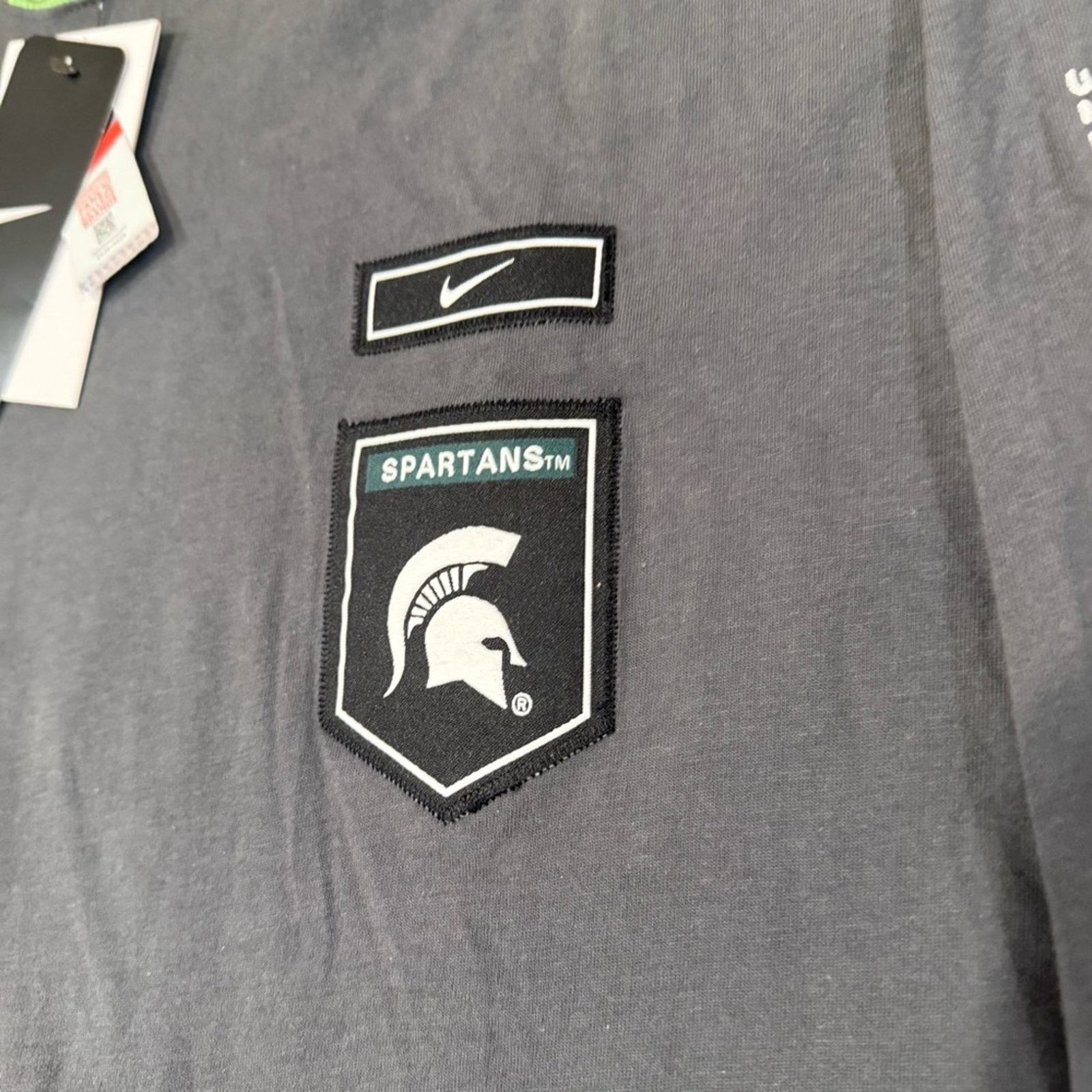 Nike Nike NWT Michigan State Military Long Sleeve Hood TShirt Men Size US S / EU 44-46 / 1 - 3 Thumbnail